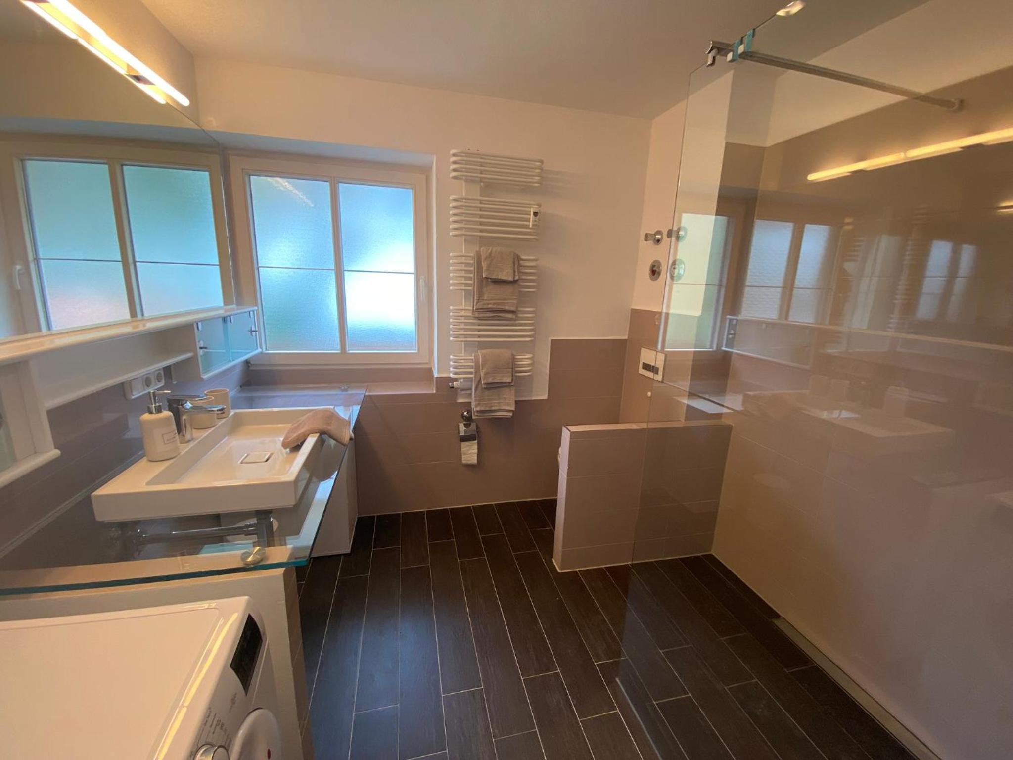 Modern eingerichtete Wohnung mit 2 Schlafzimmern