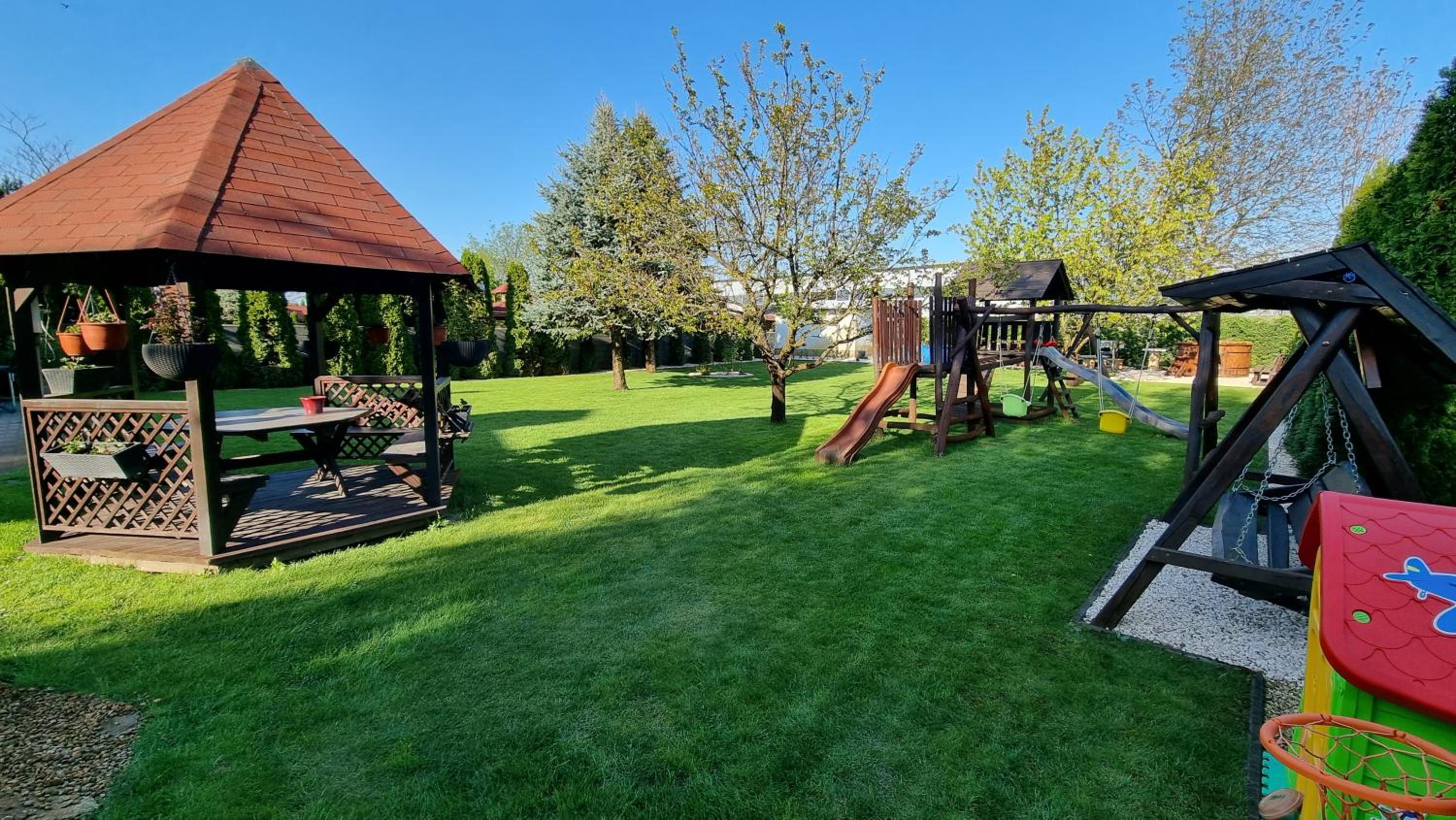 PanOli Apartmanház Nyíregyháza