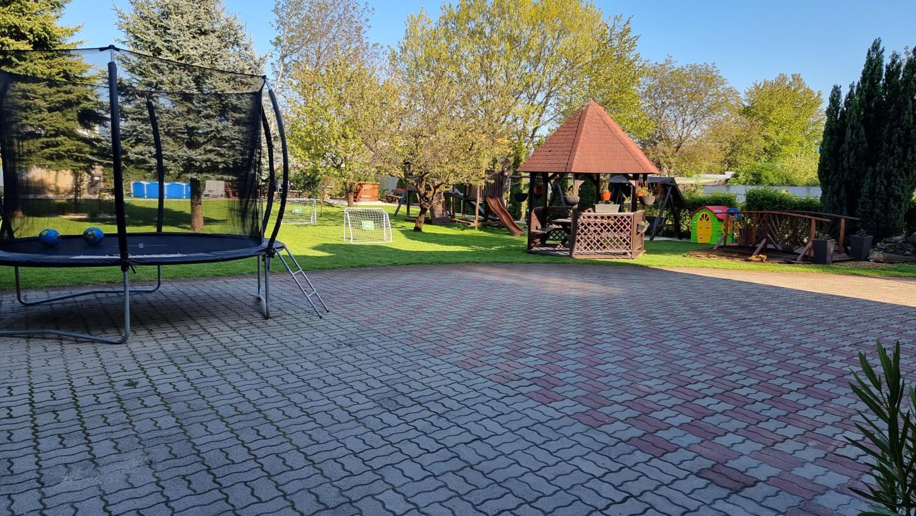 PanOli Apartmanház Nyíregyháza