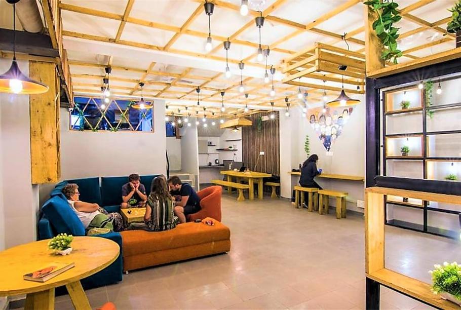 lounge