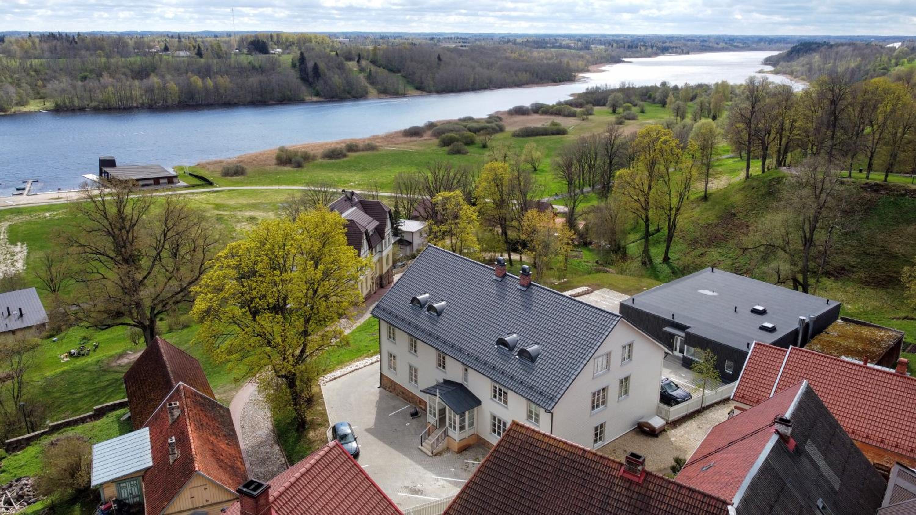 Castle Hills Residence