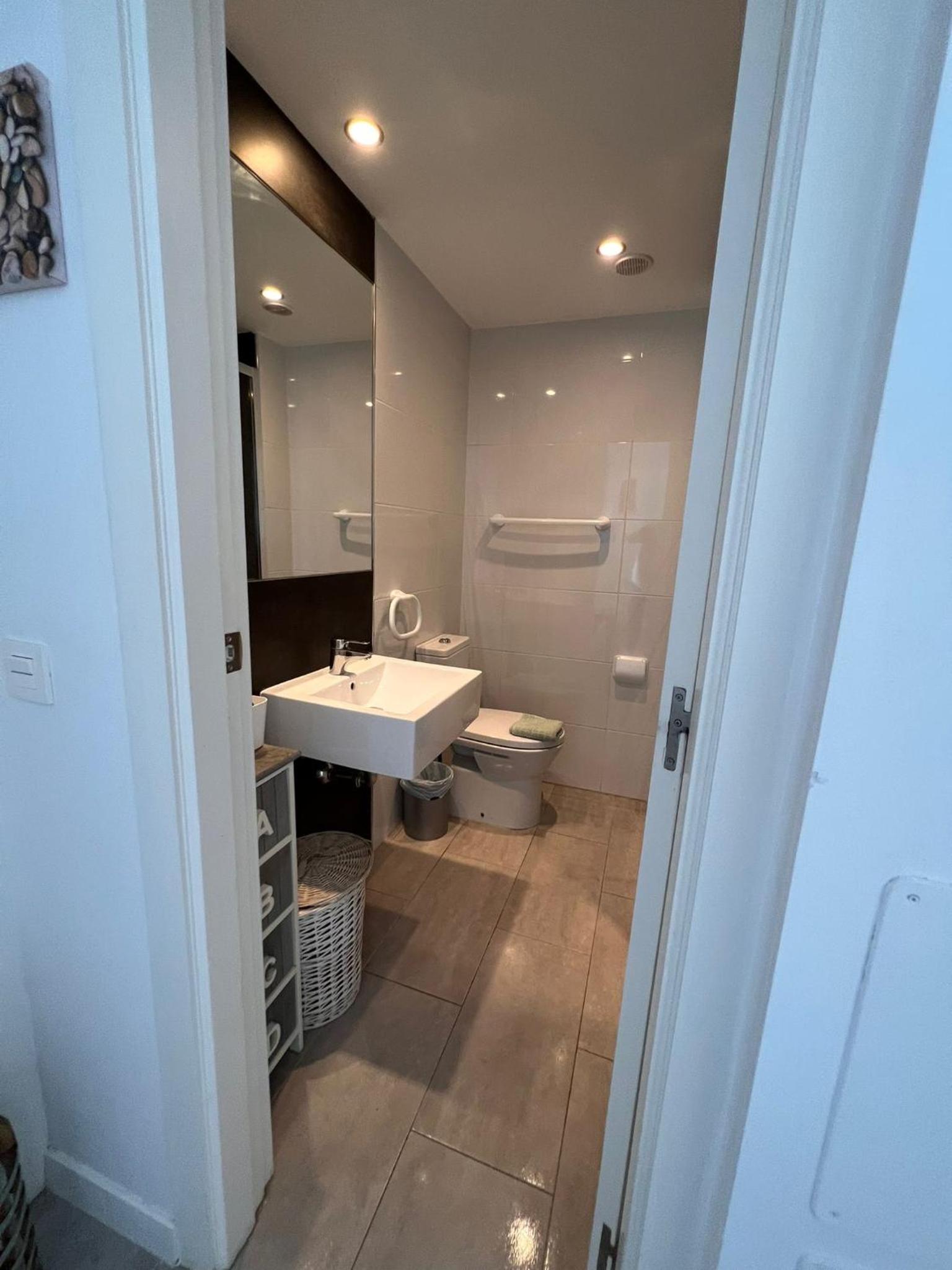 Elegant apartment next to the sea! view 5