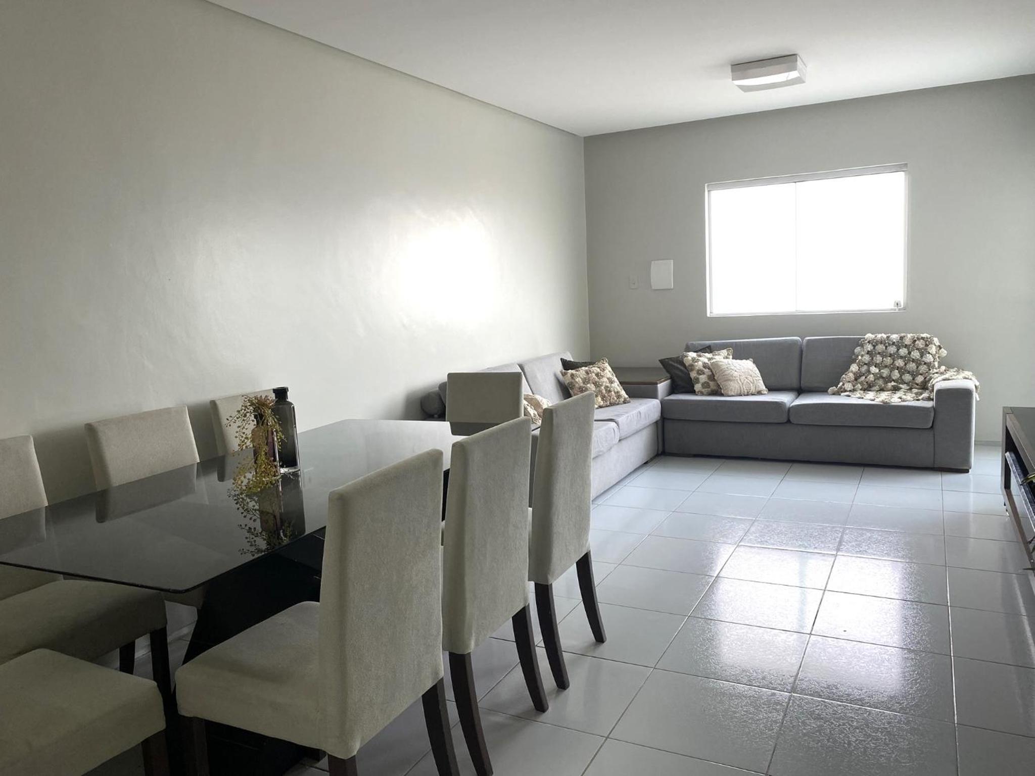 Duplex a 10min PP, com Ar, Internet, Estacionamento - Casa236