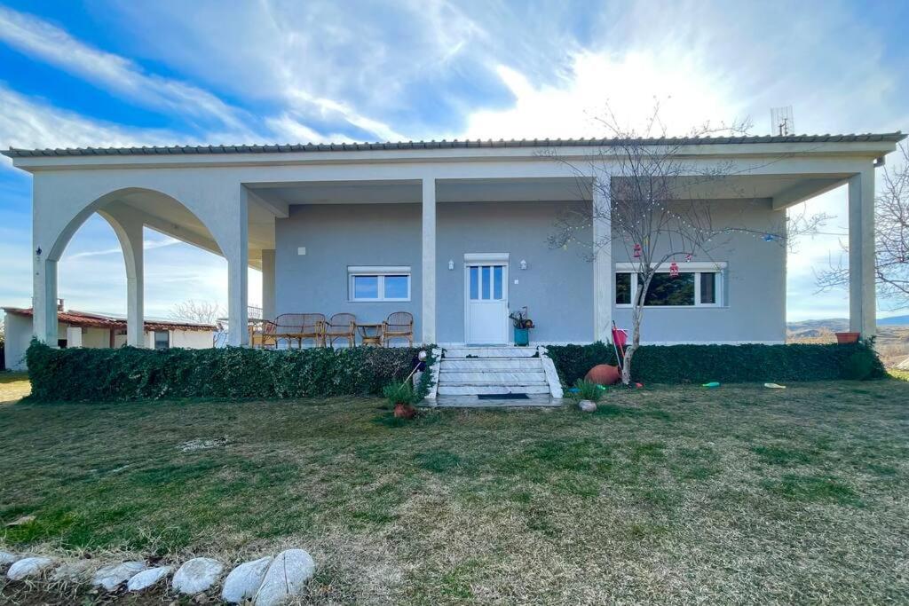 Peaceful cottage with incredible panoramic view view 2