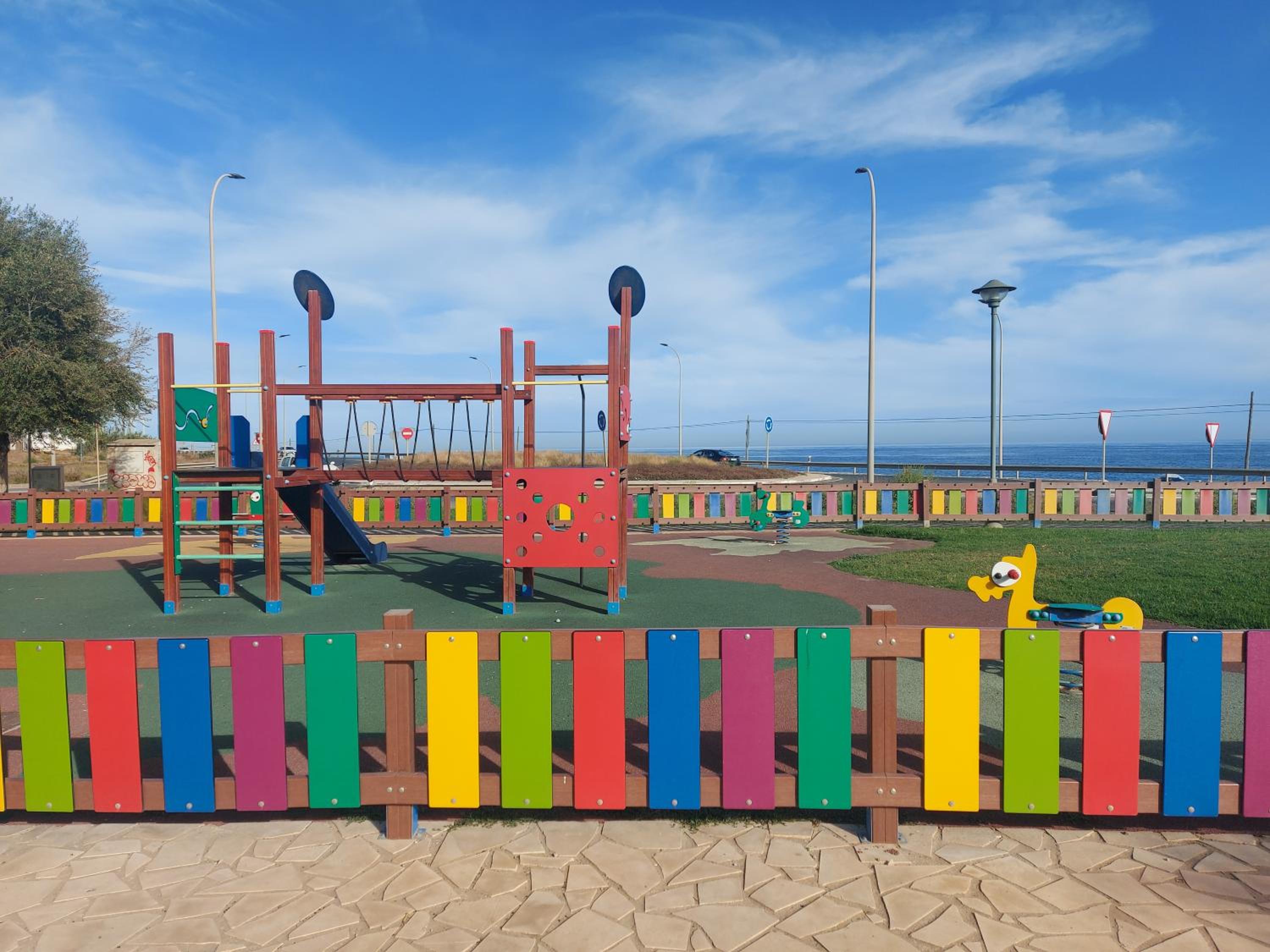 APARTAMENTO en VALLE-NIZA, ALMAYATE, BENAJARAFE, TORRE DEL MAR a 50 METROS de LA PLAYA