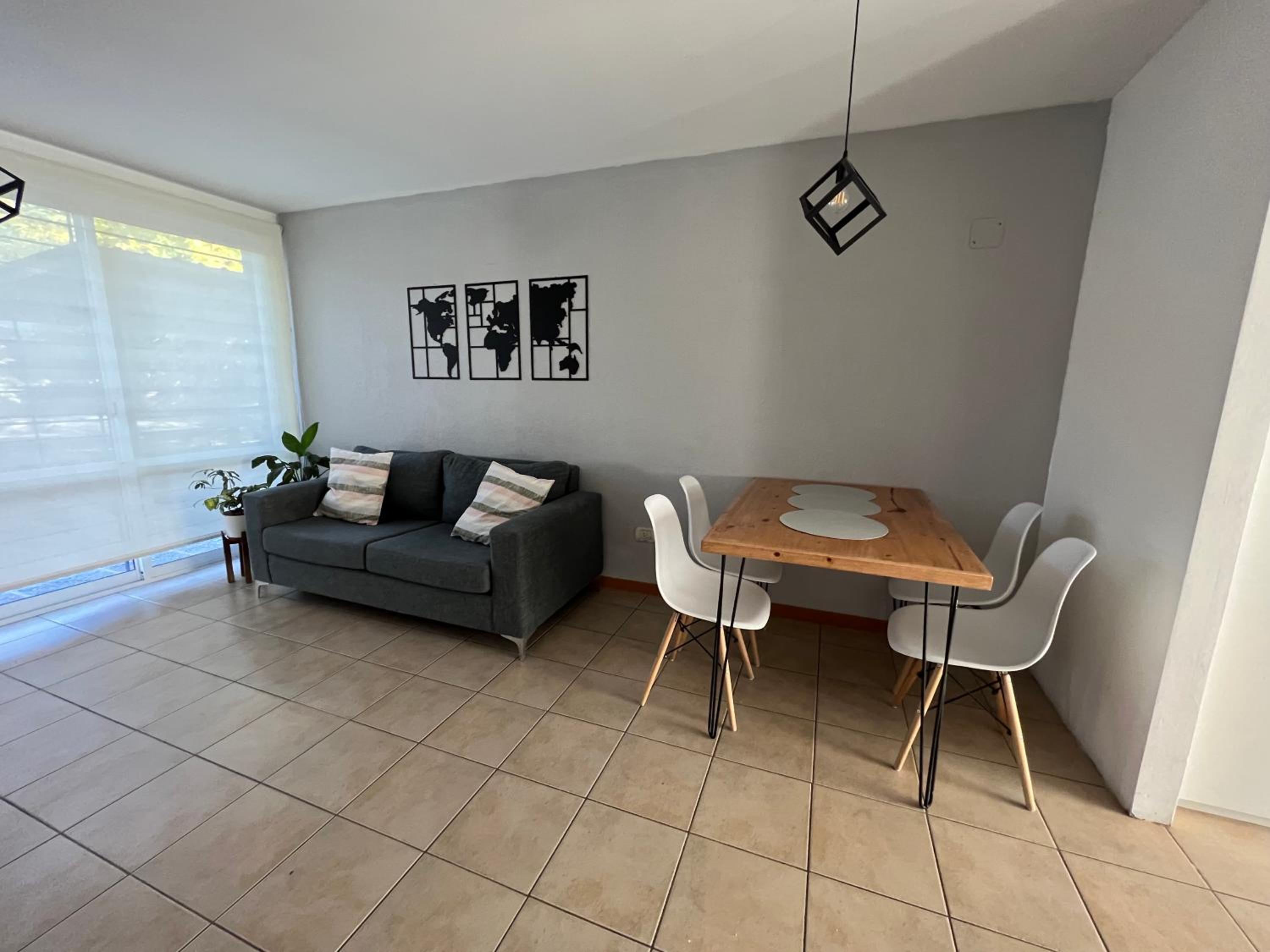 Hermoso duplex con estacionamiento