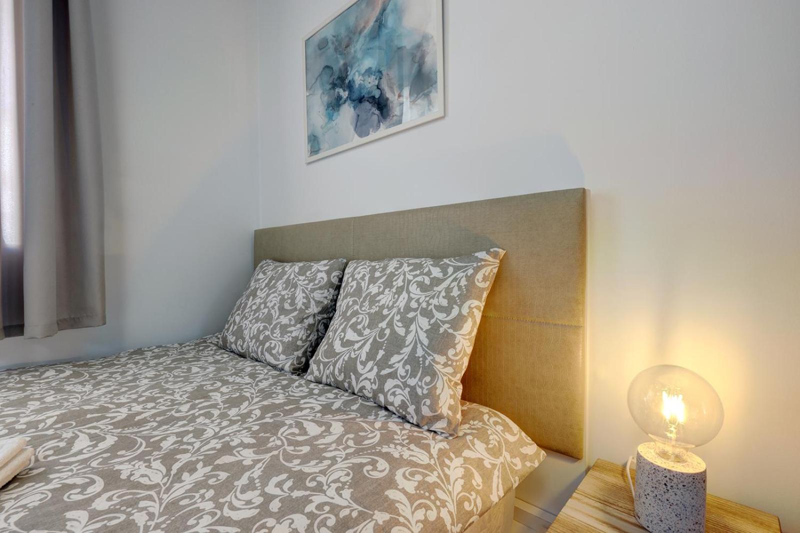 Top Floor Fuengirola Park Apartment with Parking