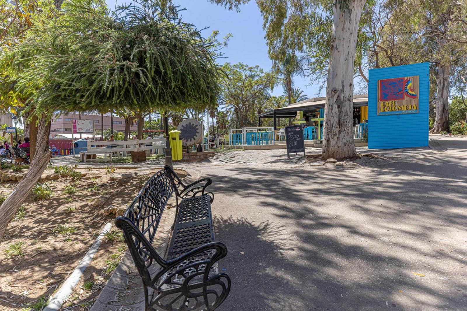 Top Floor Fuengirola Park Apartment with Parking