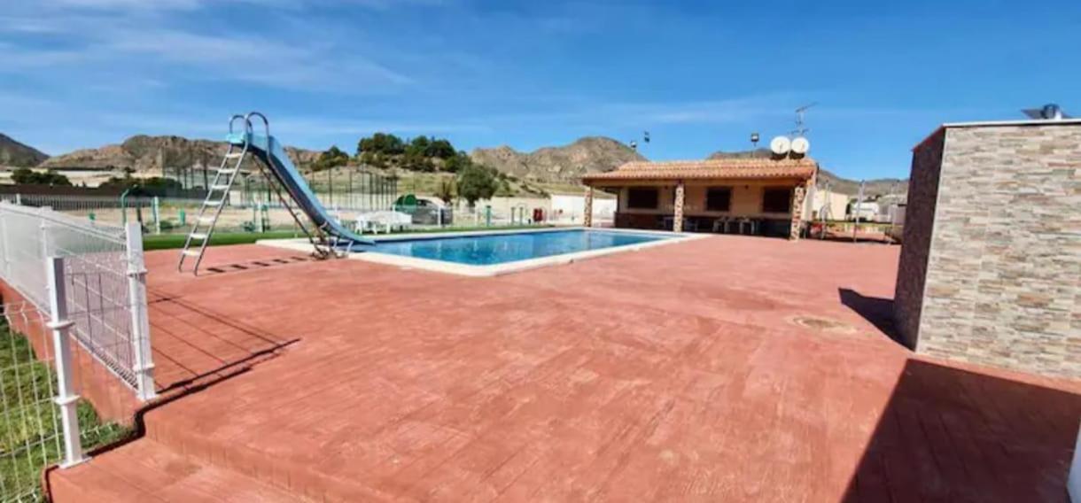 Villa Águilas