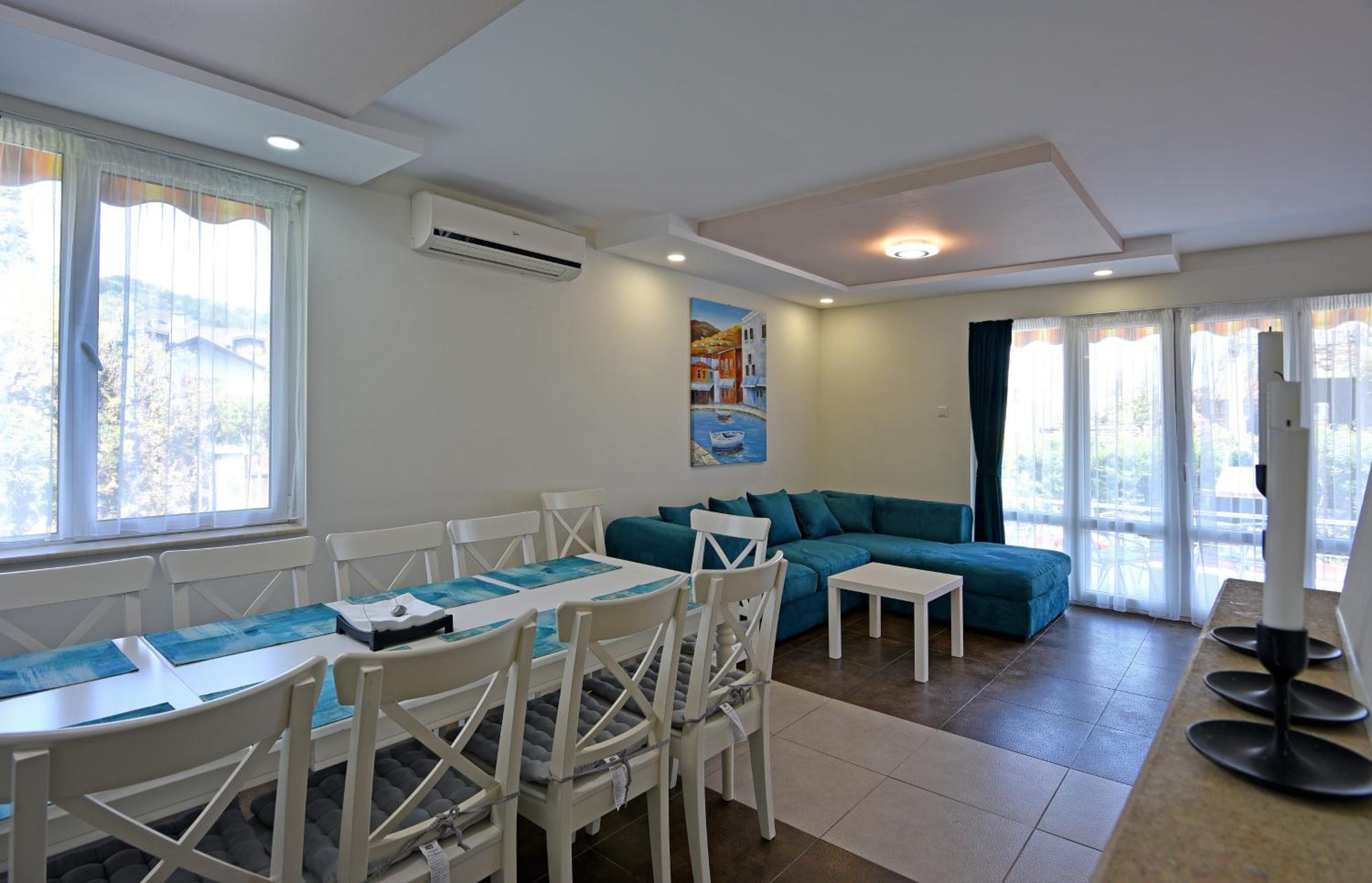 Villa Holiday