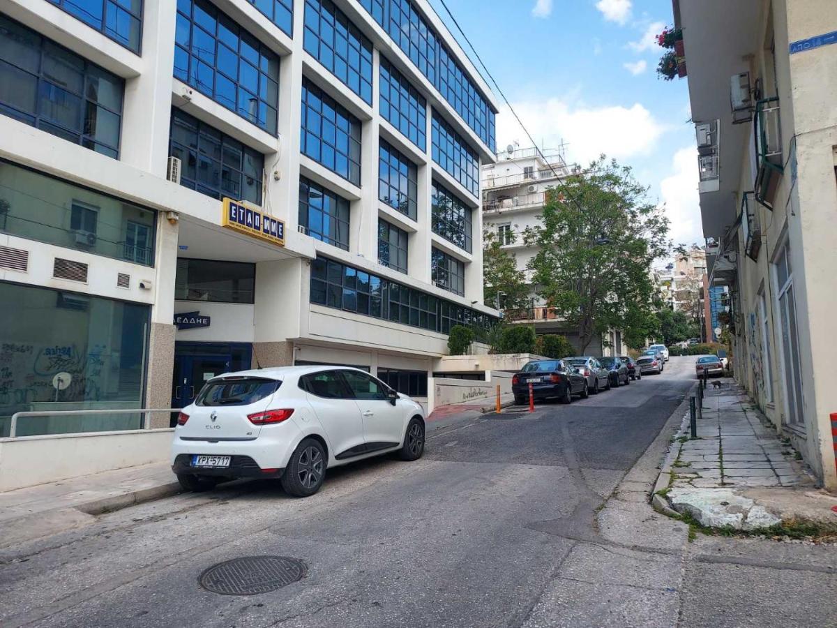Acropolis Metro Station Flat 2