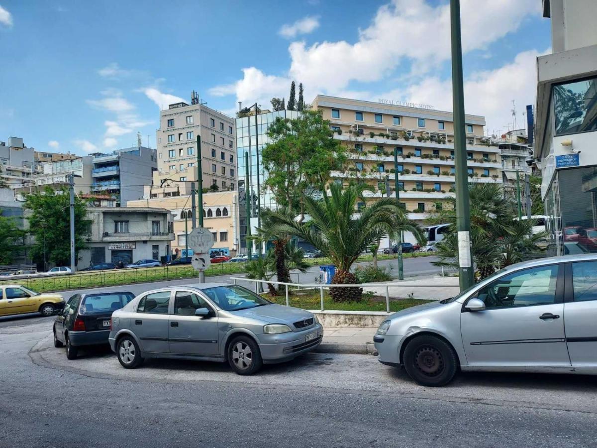 Acropolis Metro Station Flat 2
