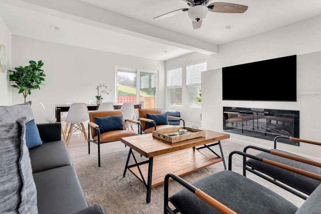 4 Bedroom l 11 Guests l Peaceful l Kids Room view 5