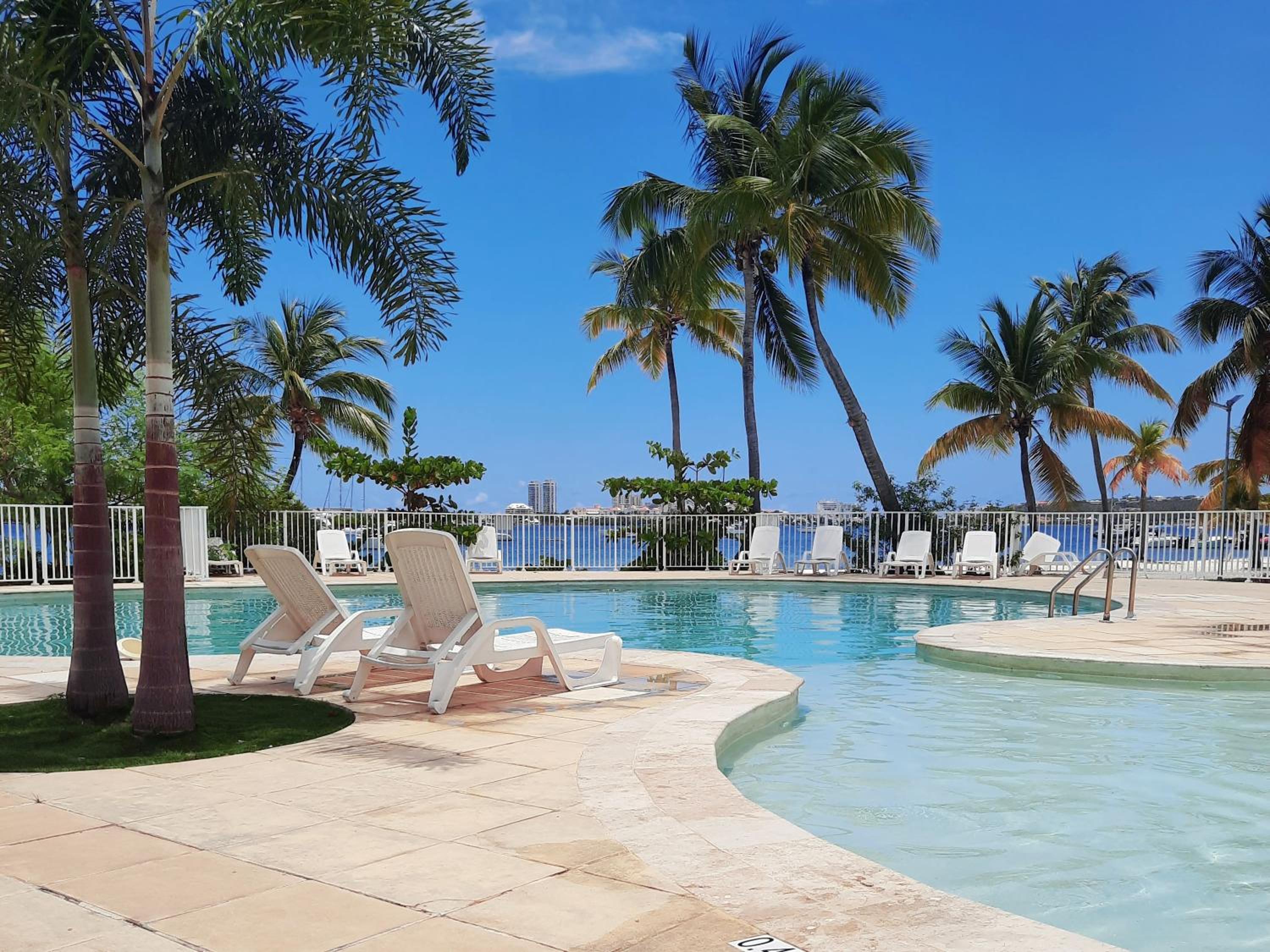 appartement au bord de l'eau sxm view 3