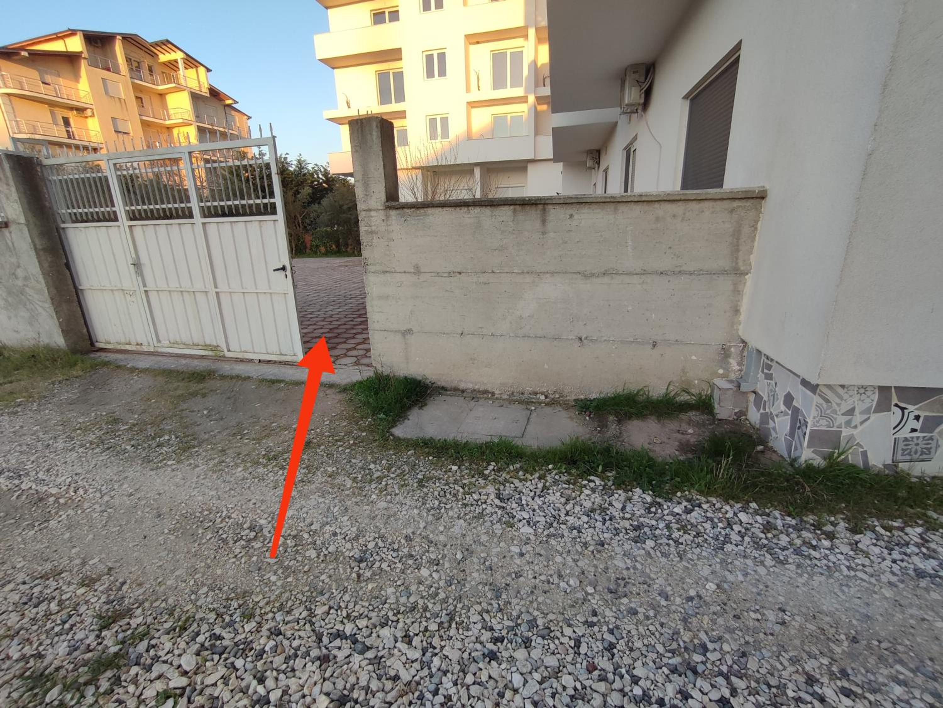 Sabi Apartment Golem Qerret