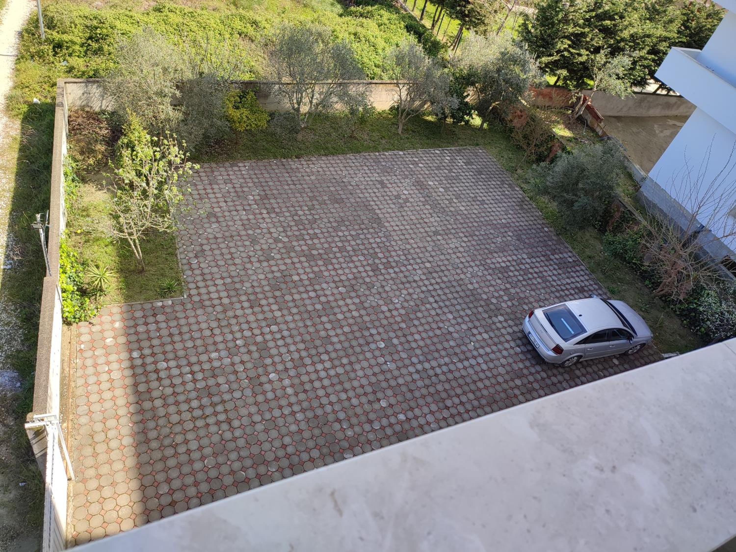Sabi Apartment Golem Qerret