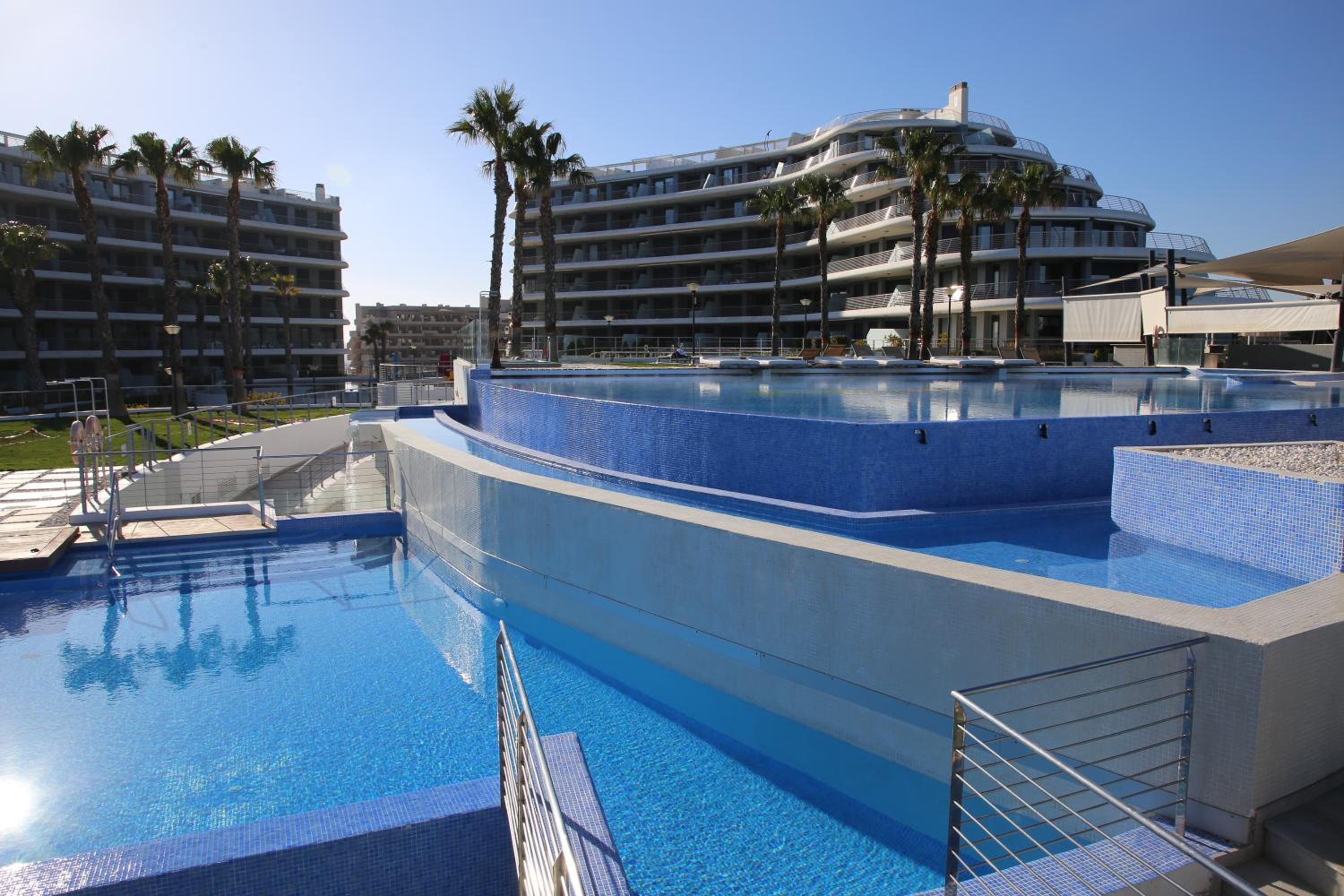 Luxury Apartment Infinity View