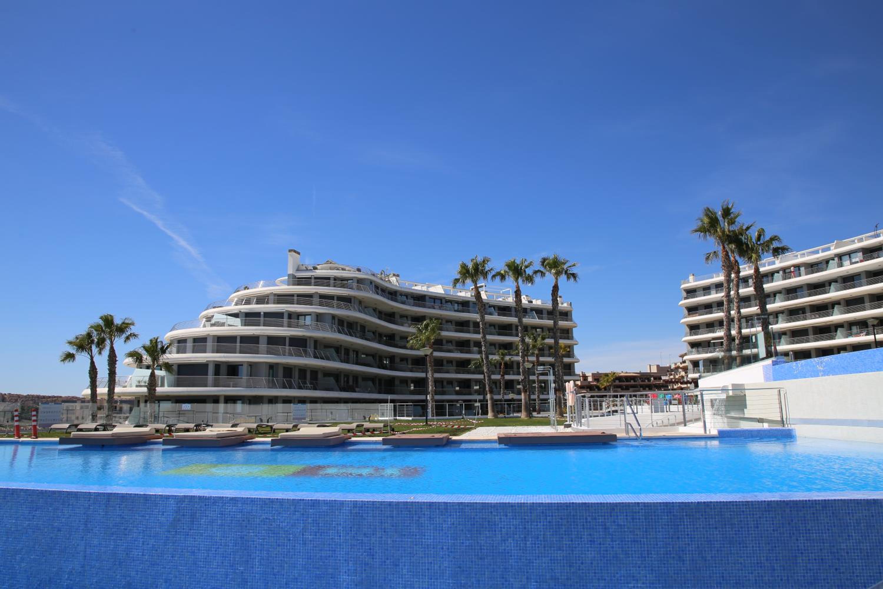 Luxury Apartment Infinity View
