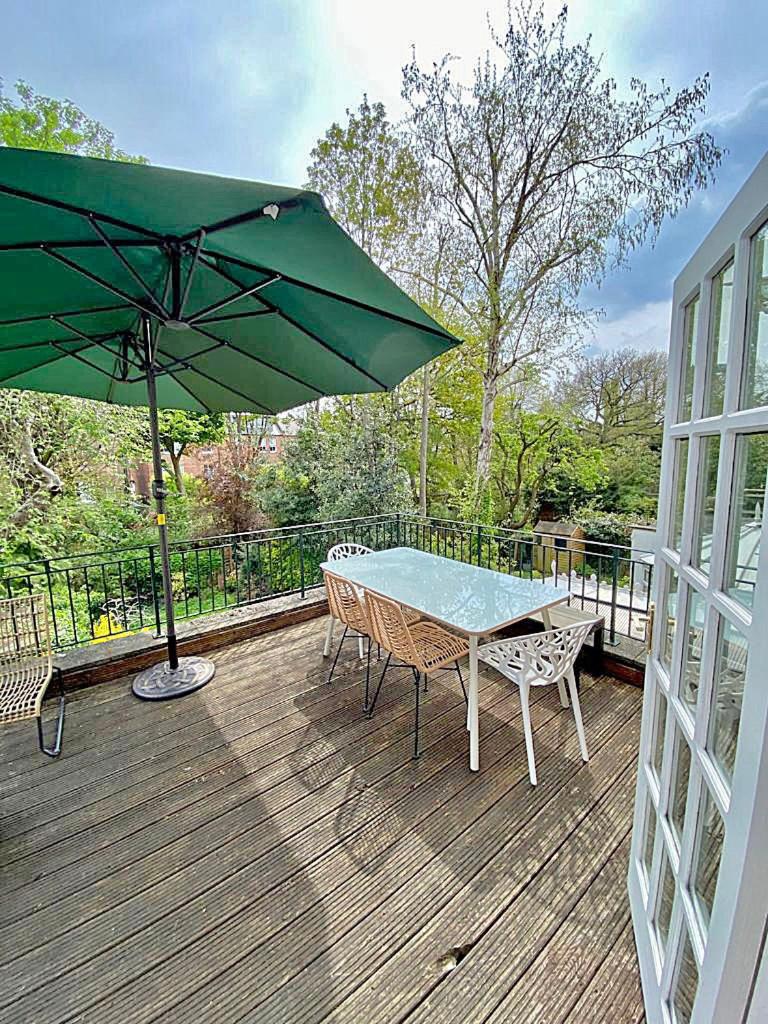 Amazing holidays home with a terrace