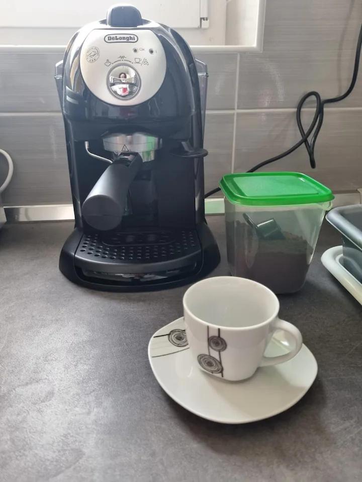 Near Main Bus Station Cozy Apartment Sofi Perfect for Any Stay view 4
