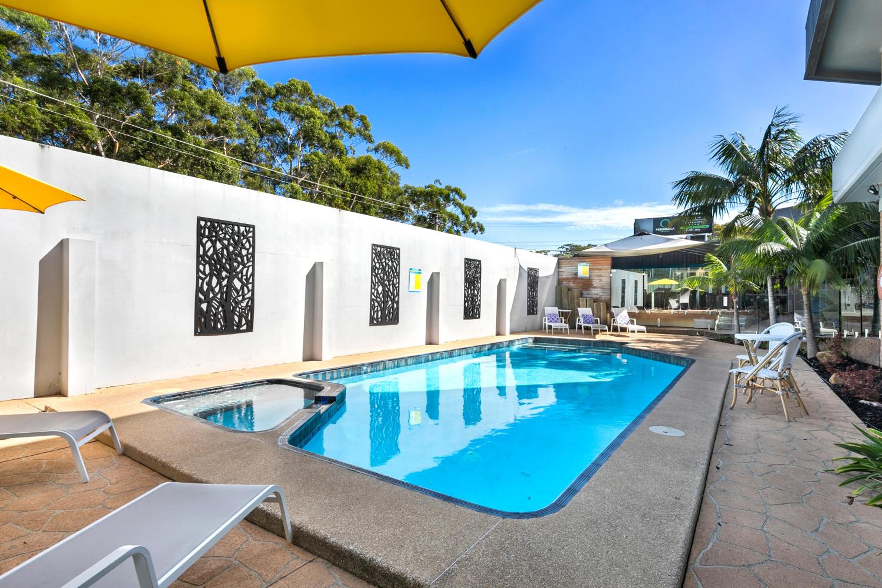 Peninsula Nelson Bay Motel and Serviced Apartments