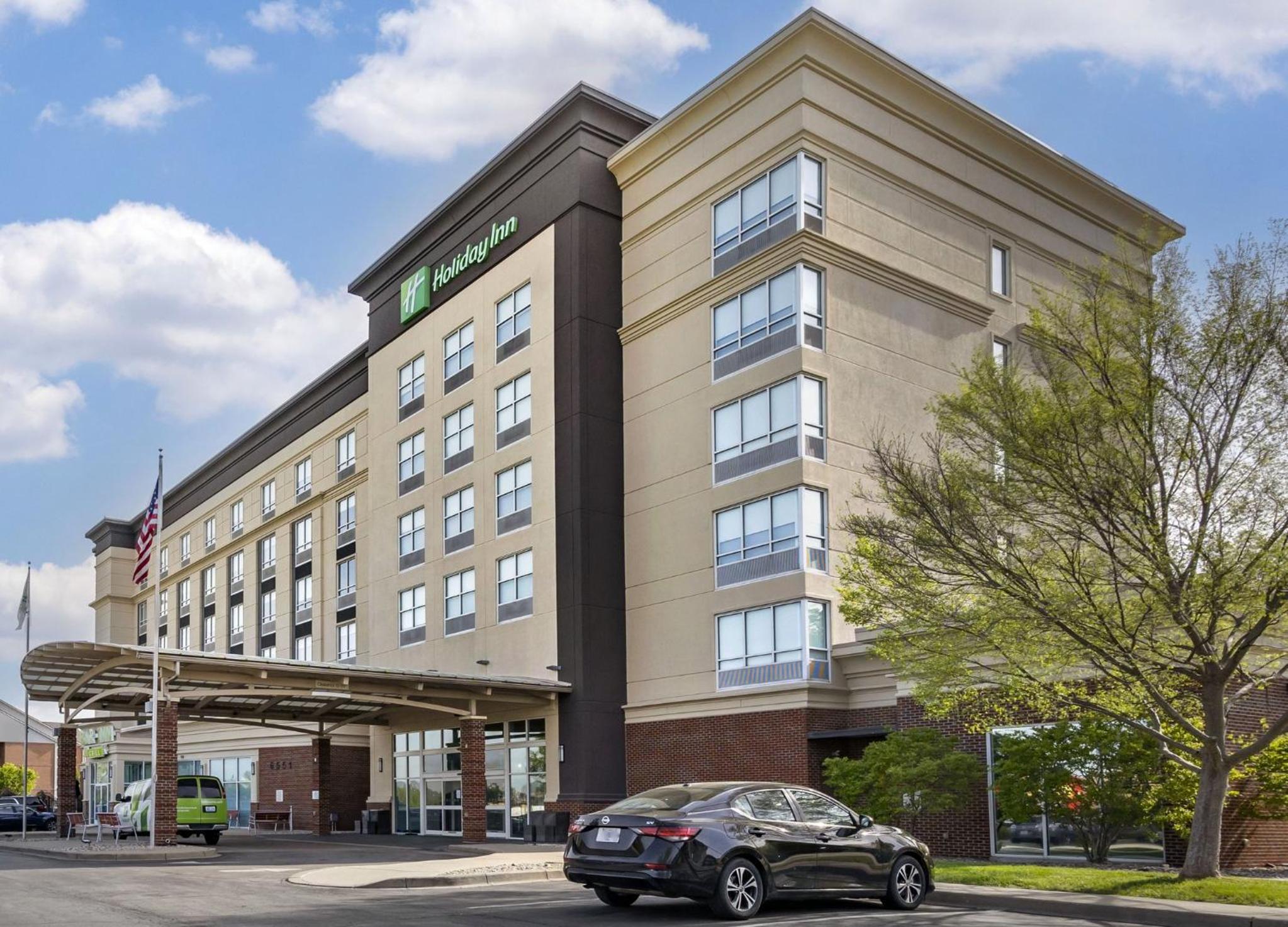 Hotel Holiday Inn Louisville Airport South, an IHG Hotel - Image 1