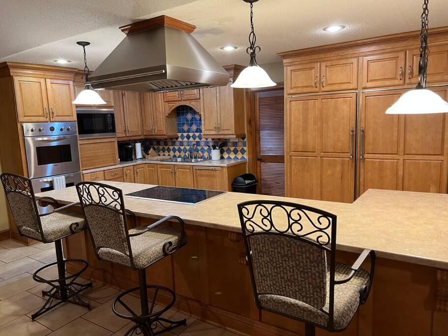 Oxford Chalet Getaway with Lake/Beach Access - Property Image 15