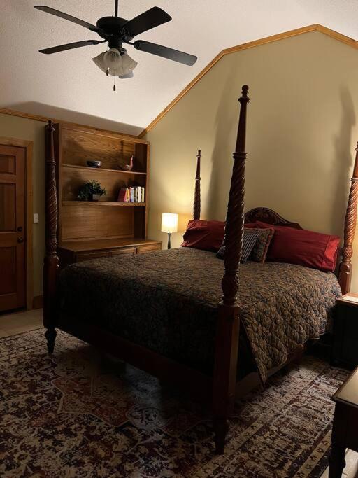 Oxford Chalet Getaway with Lake/Beach Access - Property Image 25