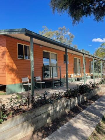Sandy Hollow Tourist Retreat