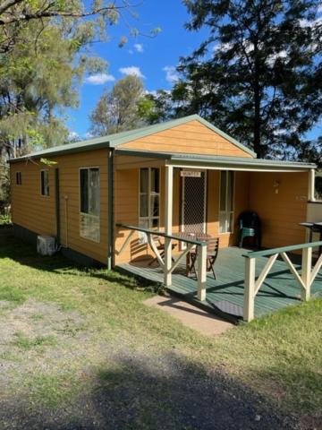 Sandy Hollow Tourist Retreat