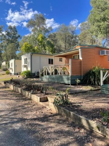 Sandy Hollow Tourist Retreat