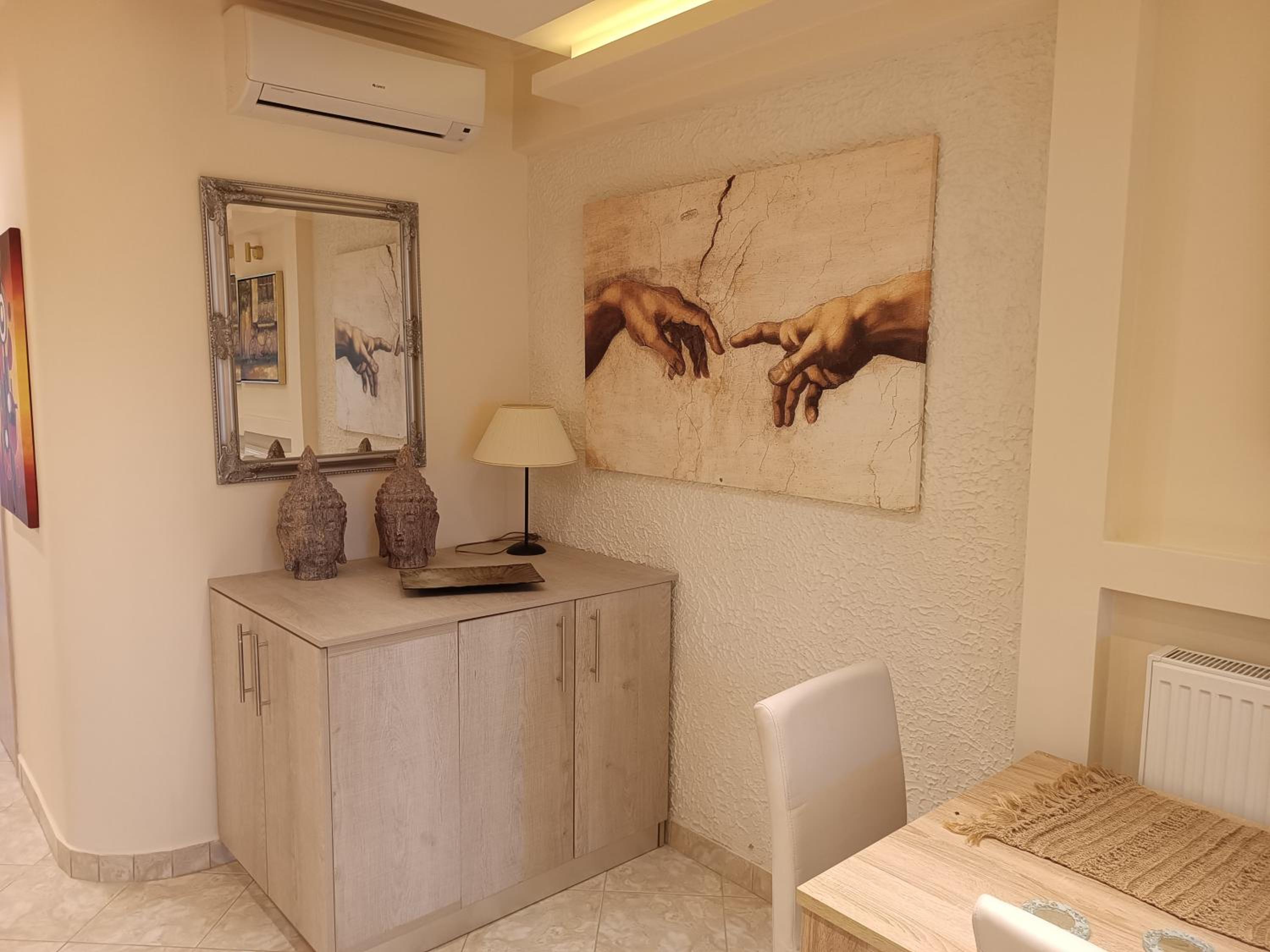 Xenius Zeus Luxury Suites in Nea Flogita view 5