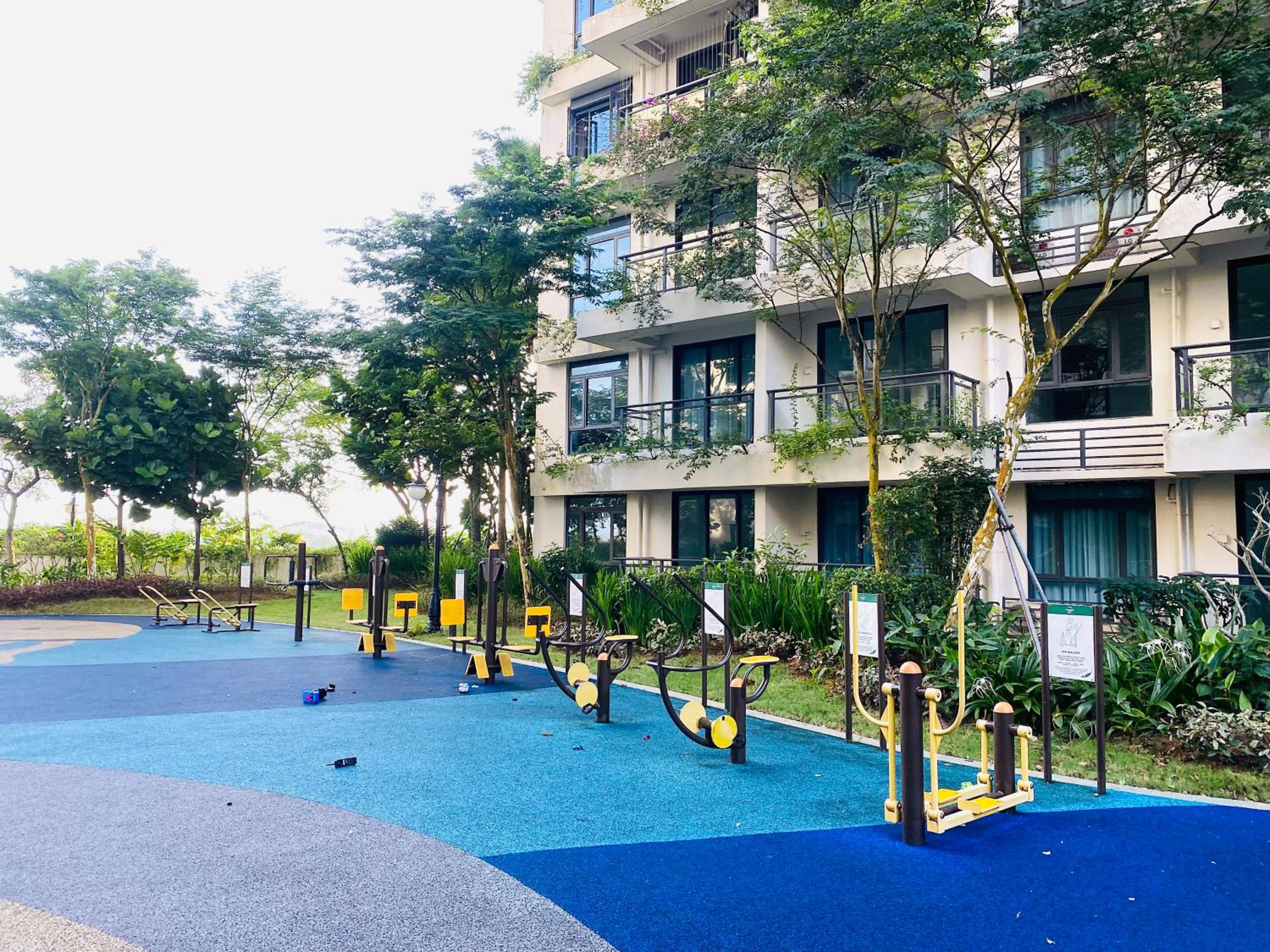 SeaView 2-bedroom Fully Furnished Apartment Forest City #freeWIFI