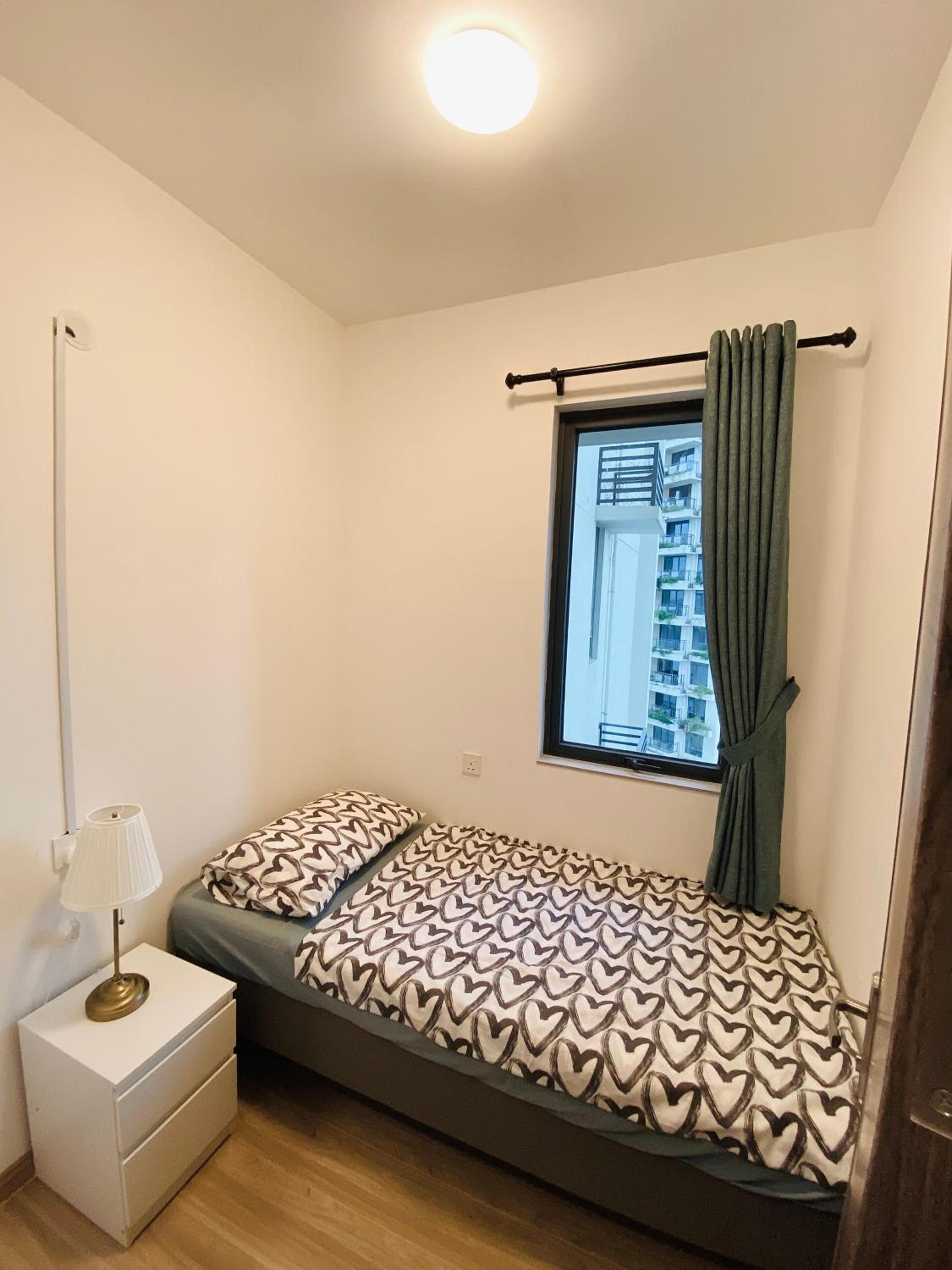 SeaView 2-bedroom Fully Furnished Apartment Forest City #freeWIFI