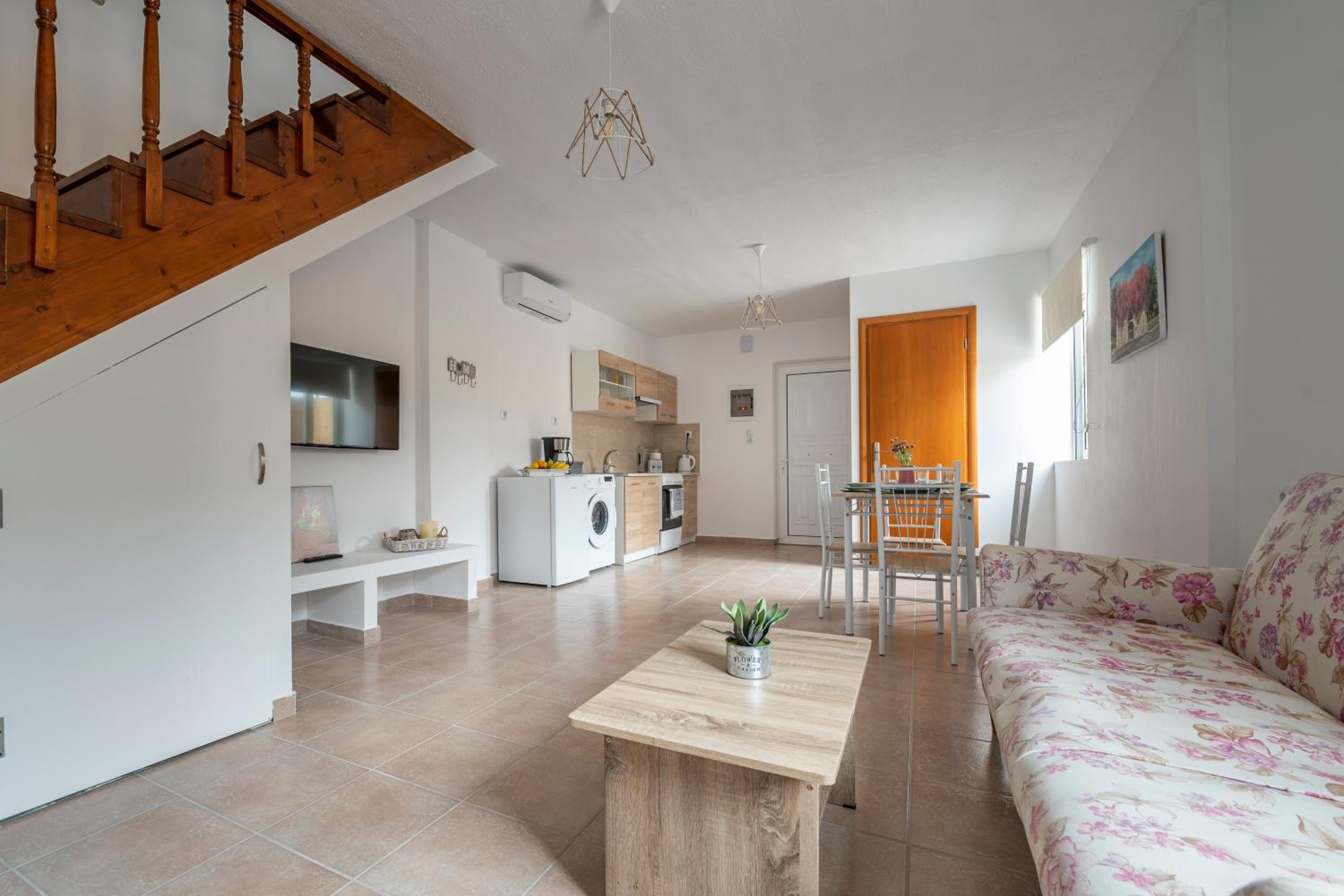 traditional suburbs maisonette