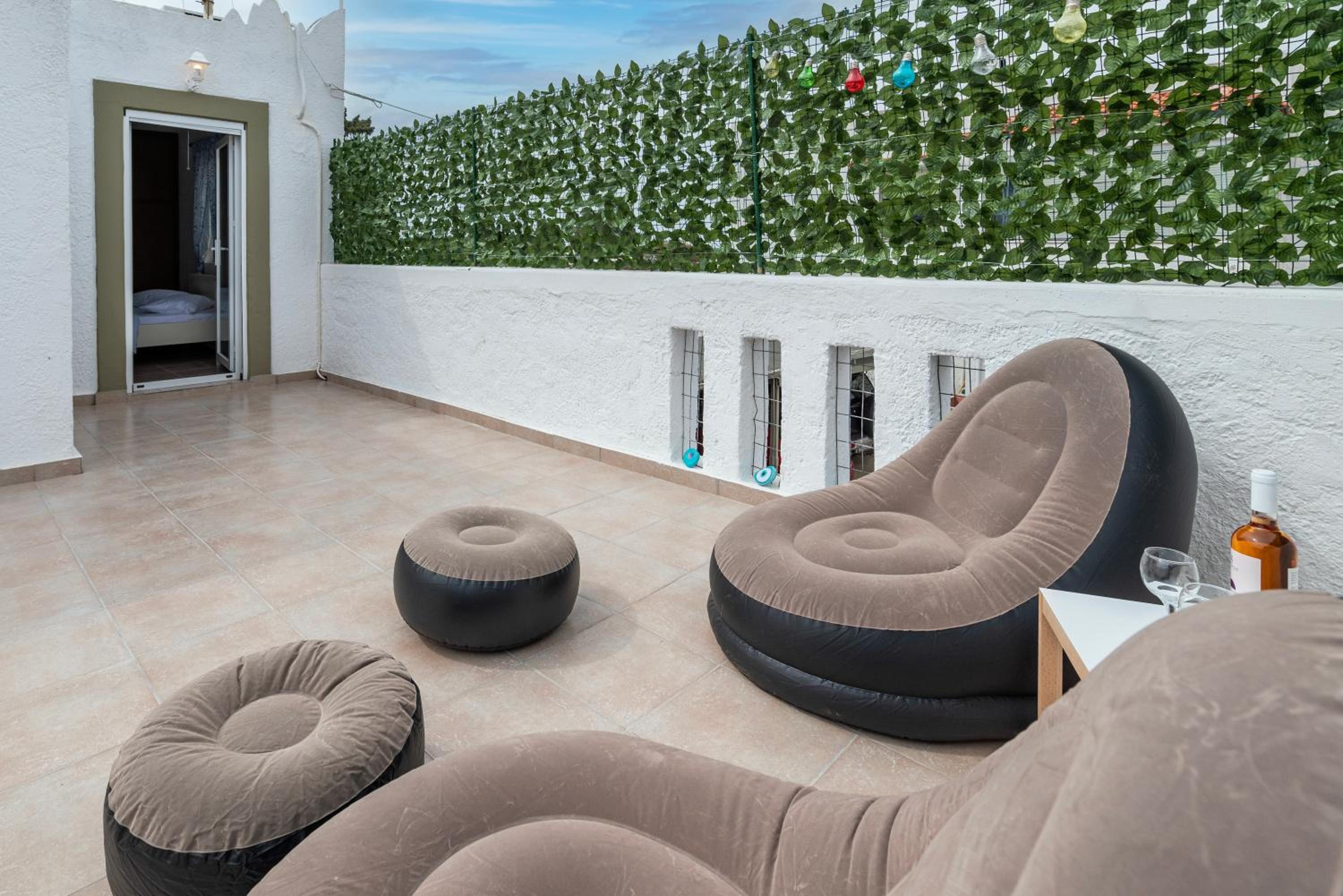 traditional suburbs maisonette photo 2