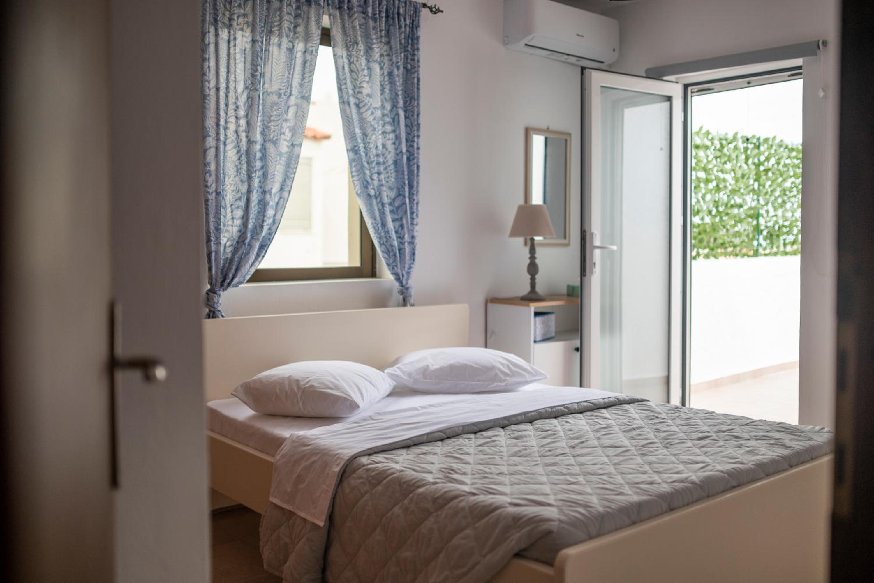 traditional suburbs maisonette