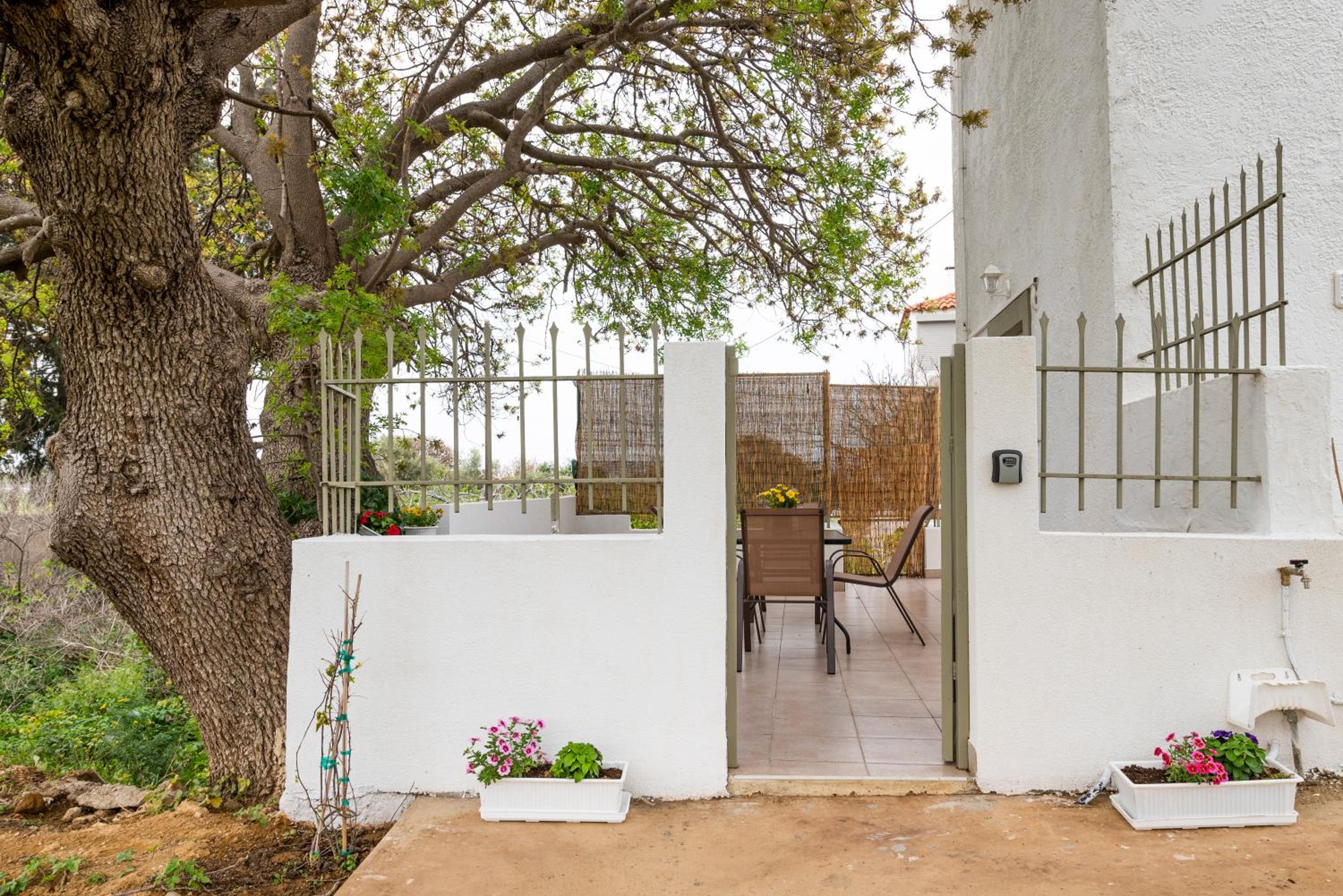 traditional suburbs maisonette