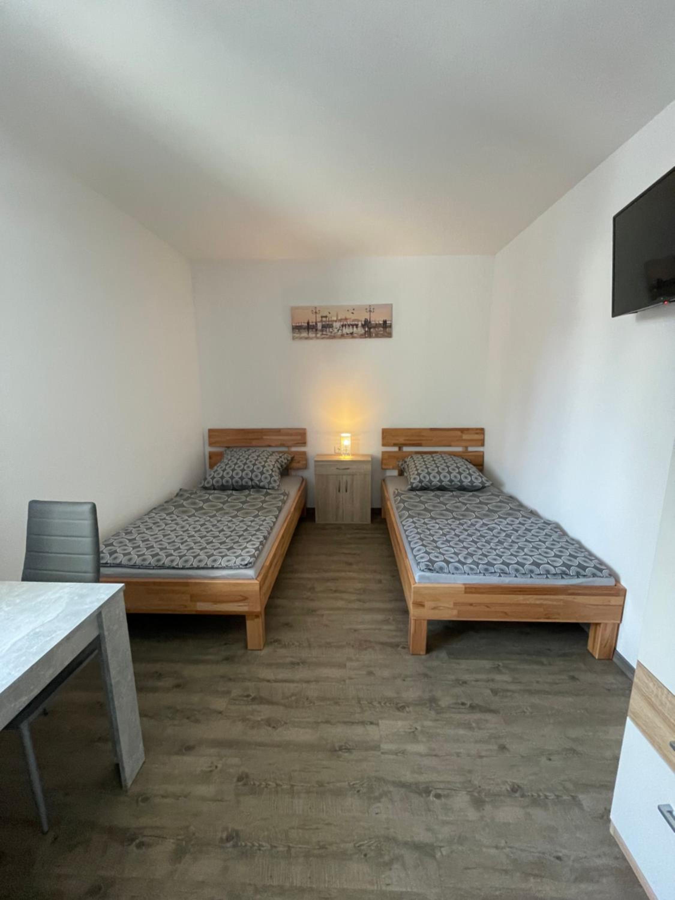 Lora Appartements