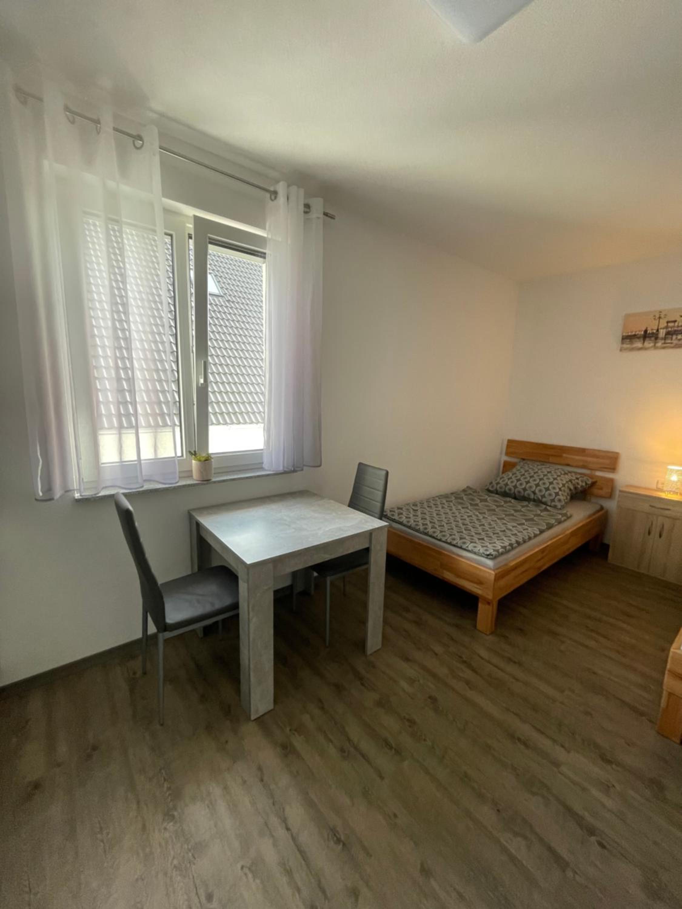Lora Appartements