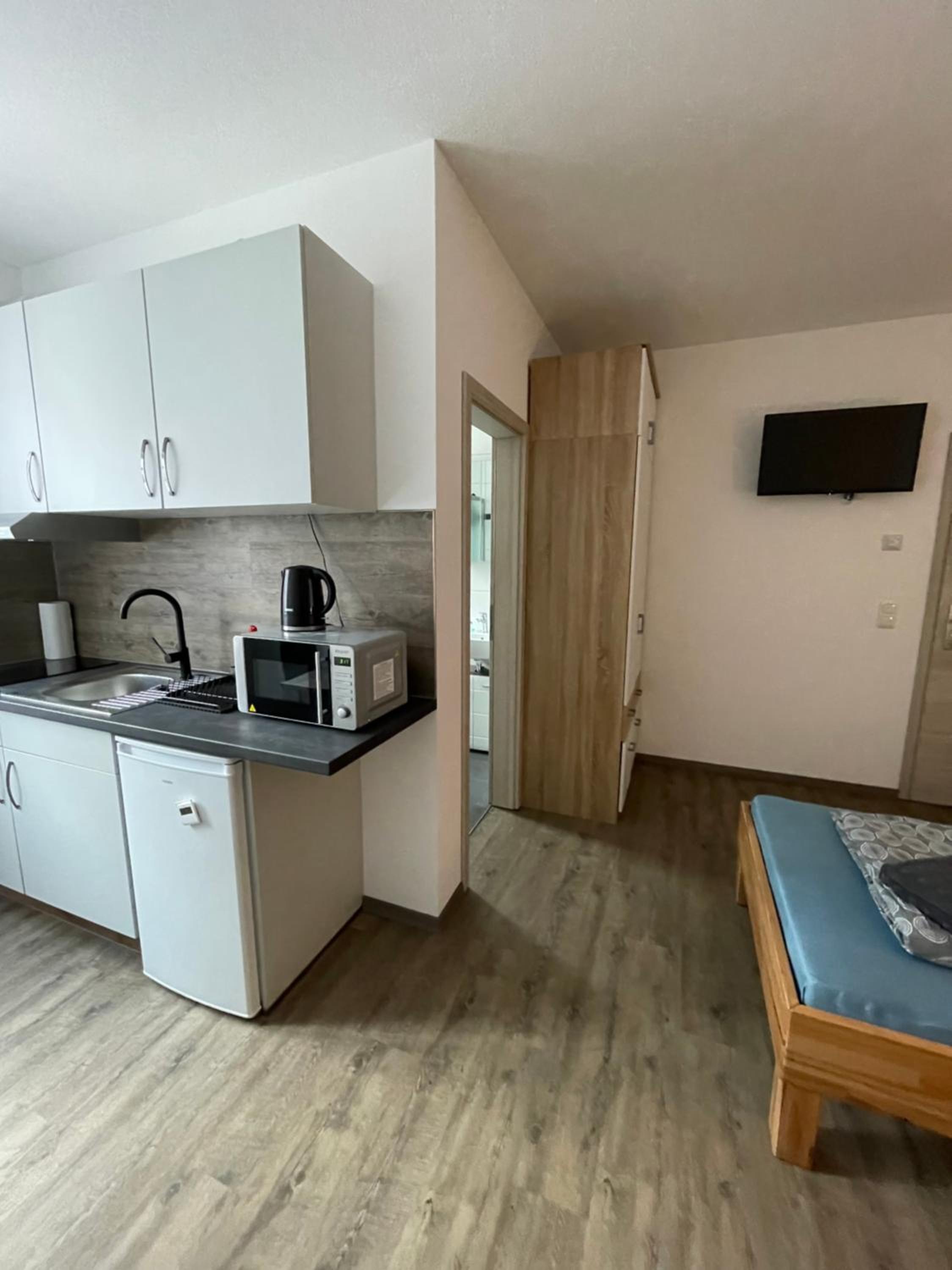 Lora Appartements