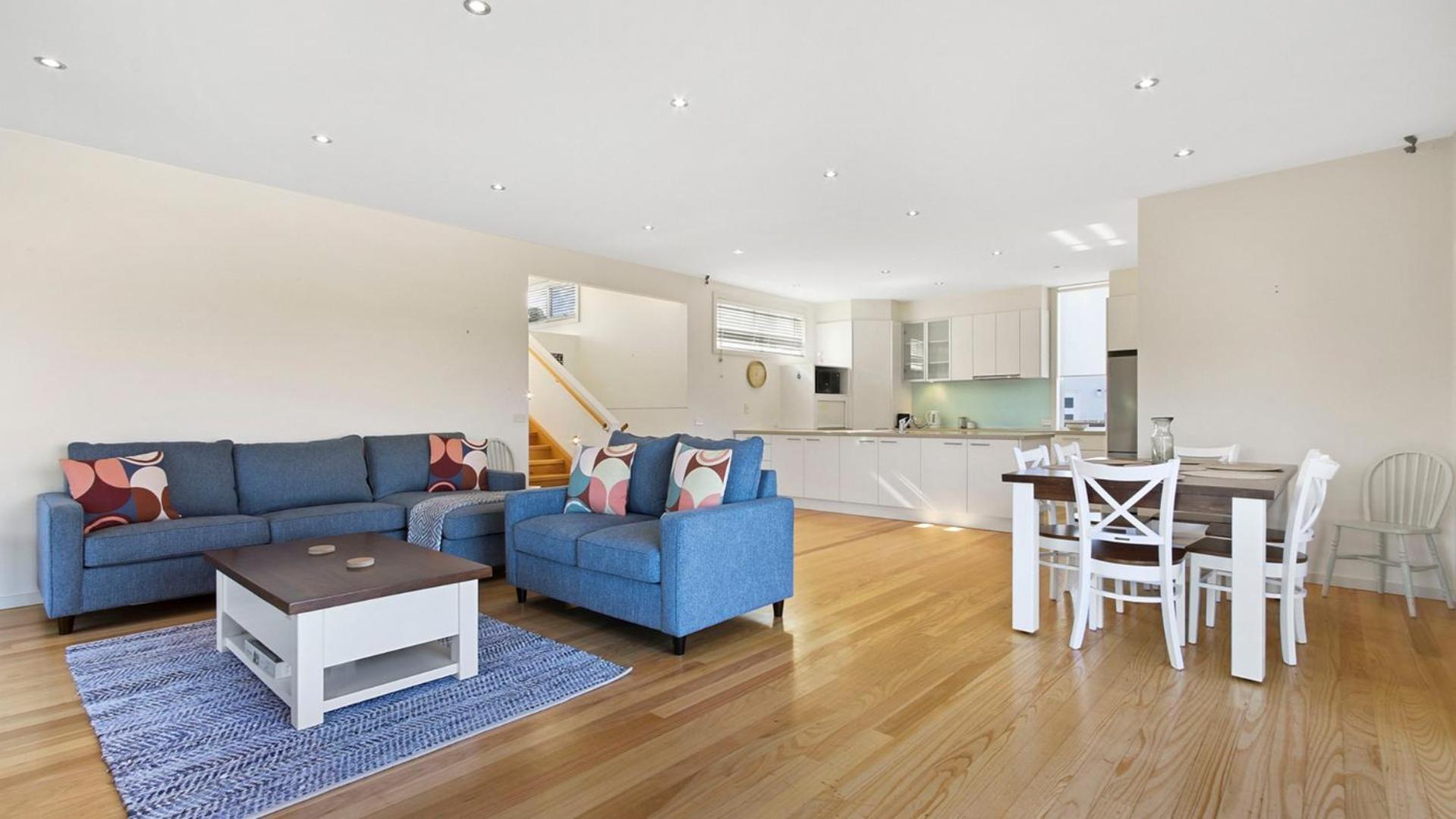 Mazza by the Sea - Beachside Family Escape