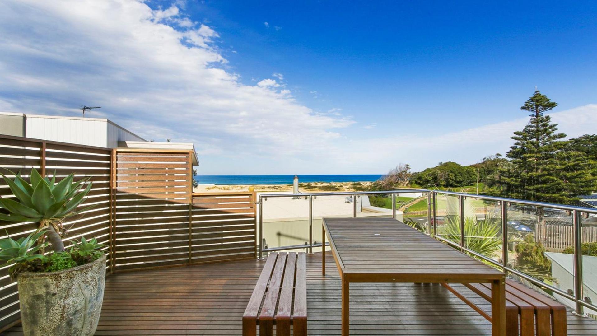 Mazza by the Sea - Beachside Family Escape