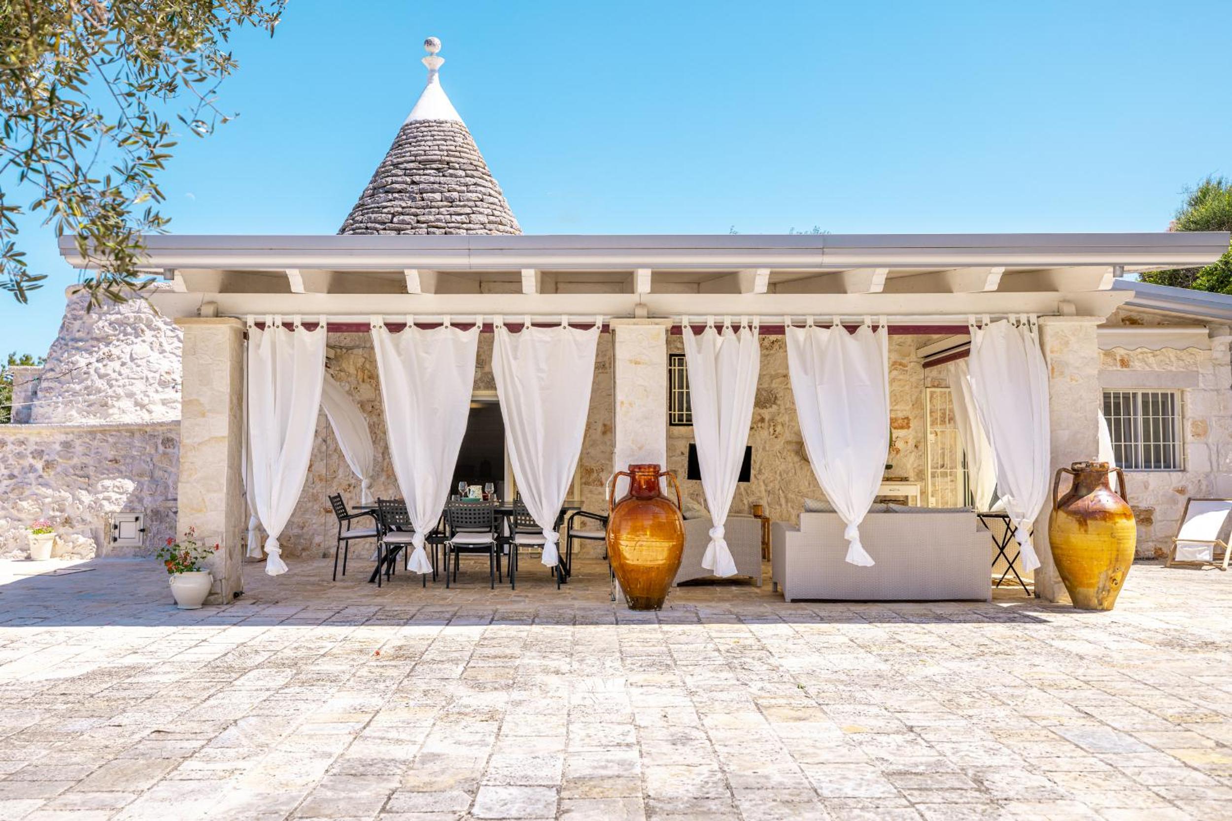 Trullo Paradiso Experience view 2