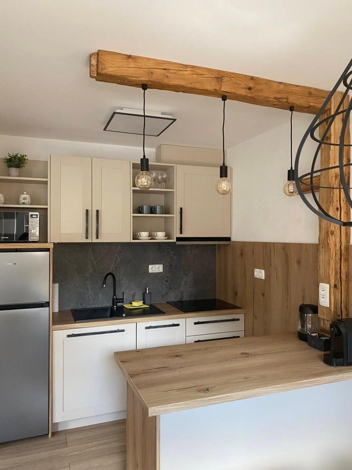 Apartma Mango