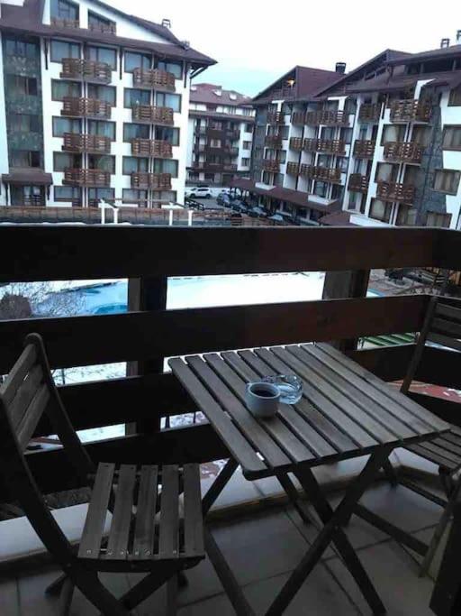 Lovely private apartment in Belelvedre
