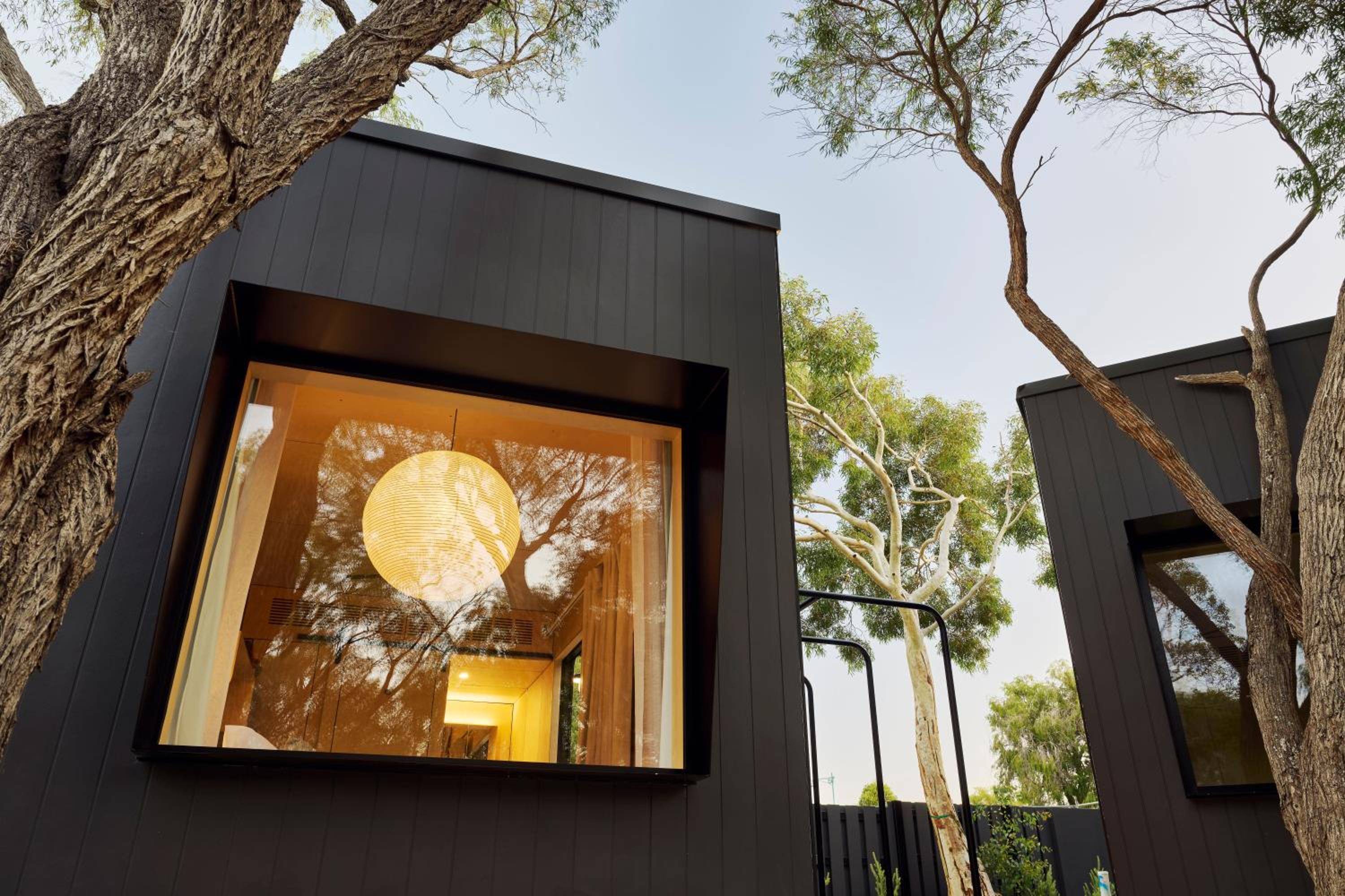 Hotel Southcamp - Image 1