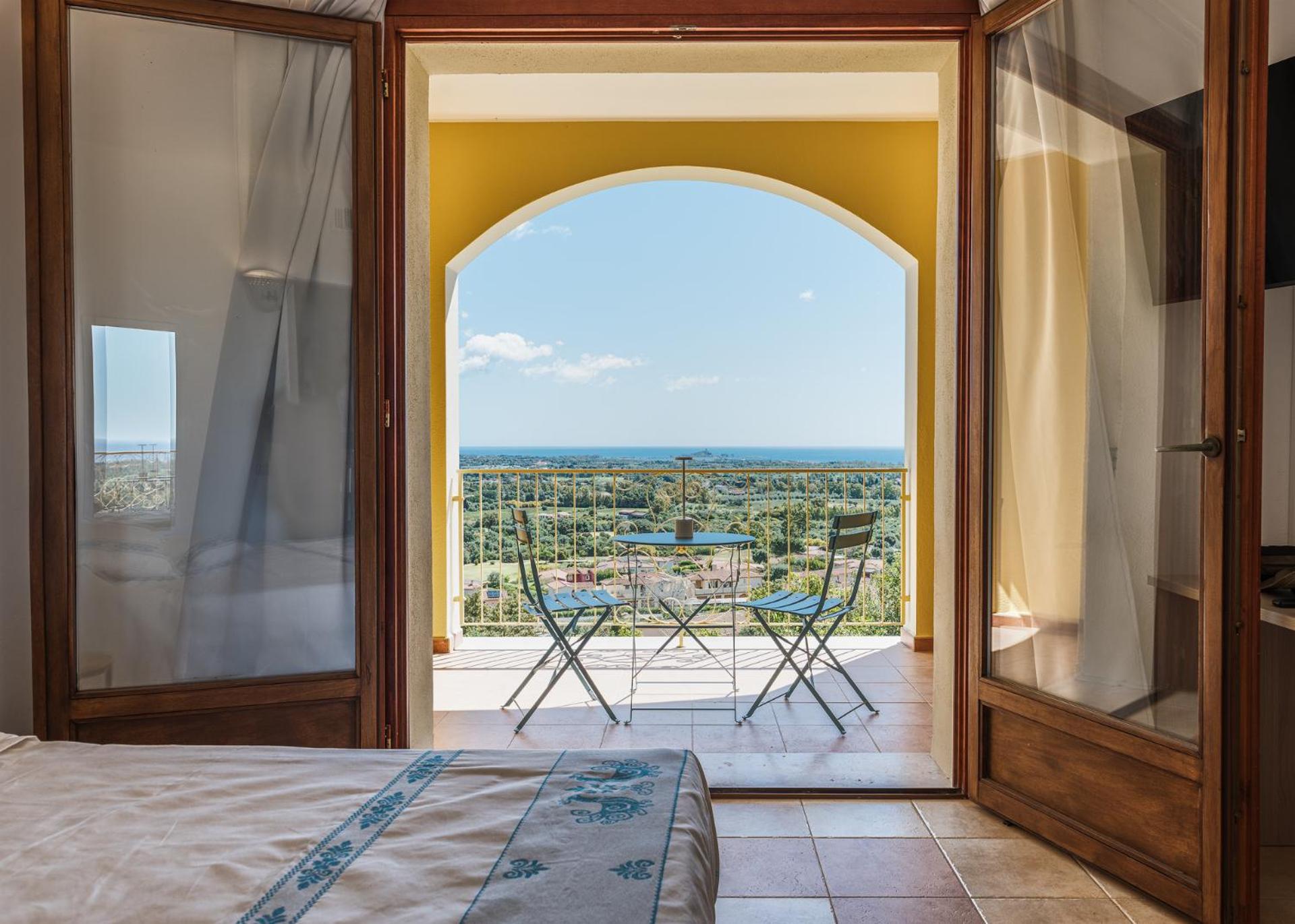 Hotel La pavoncella pula - Image 1