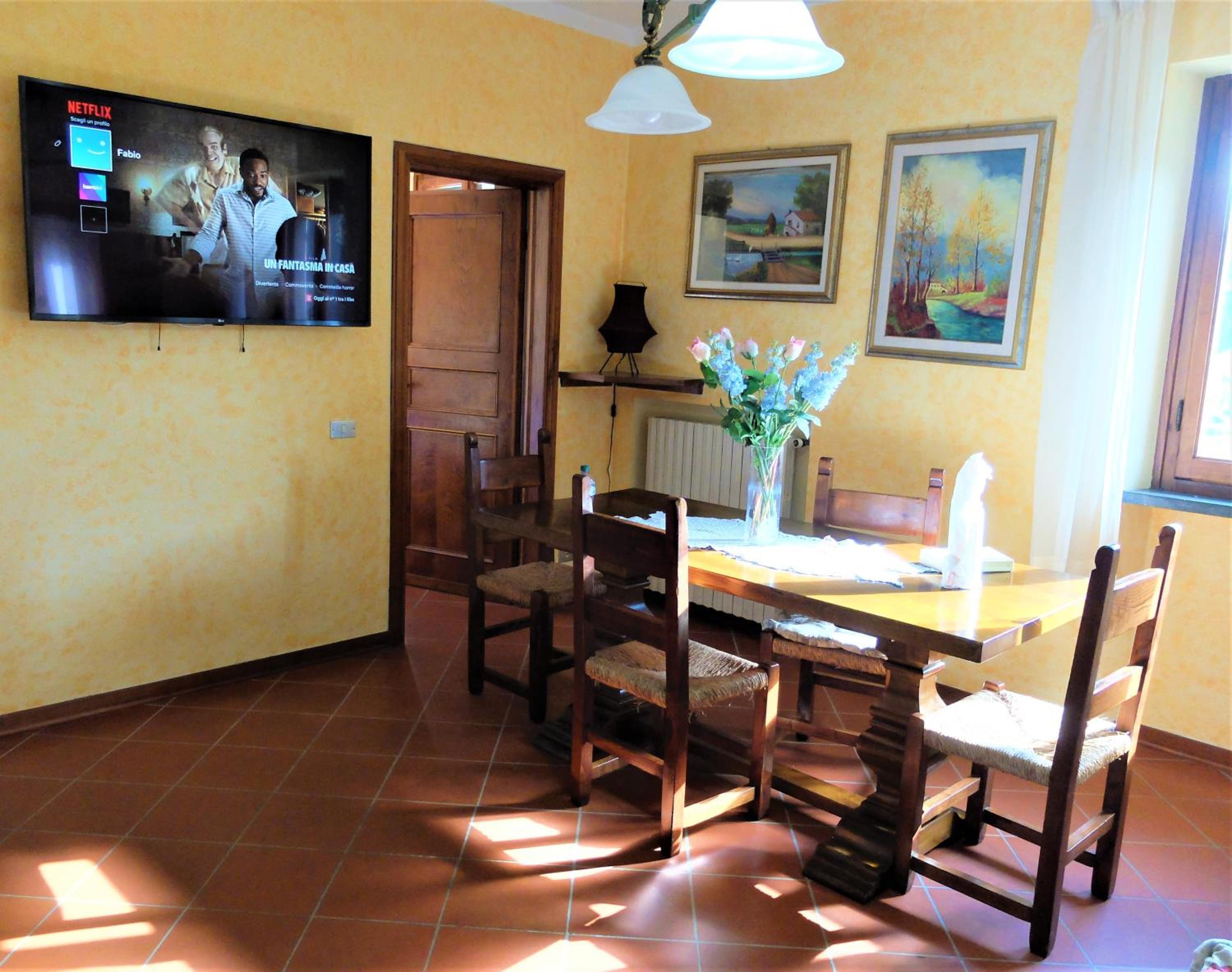 La Cheta view 3
