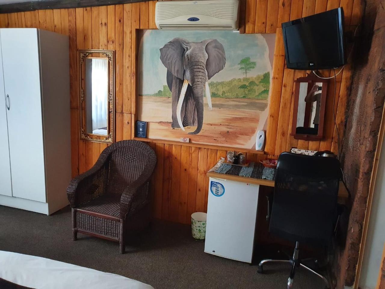 Elephant Rock Inn
